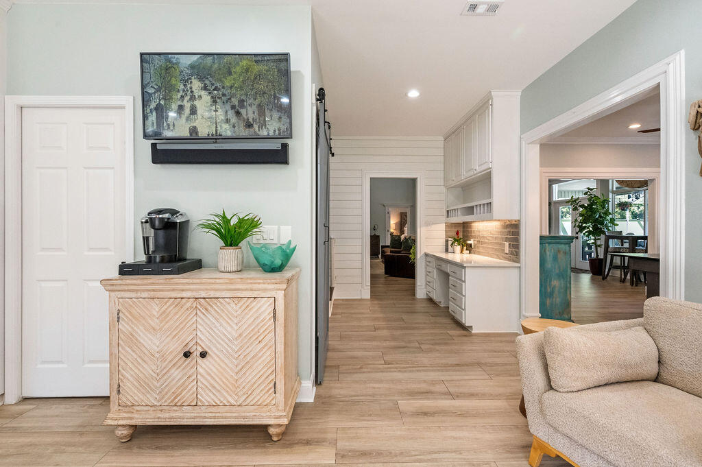 SOUTHWIND PH 5 - Residential