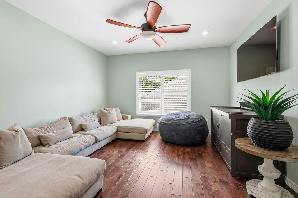 SOUTHWIND PH 5 - Residential