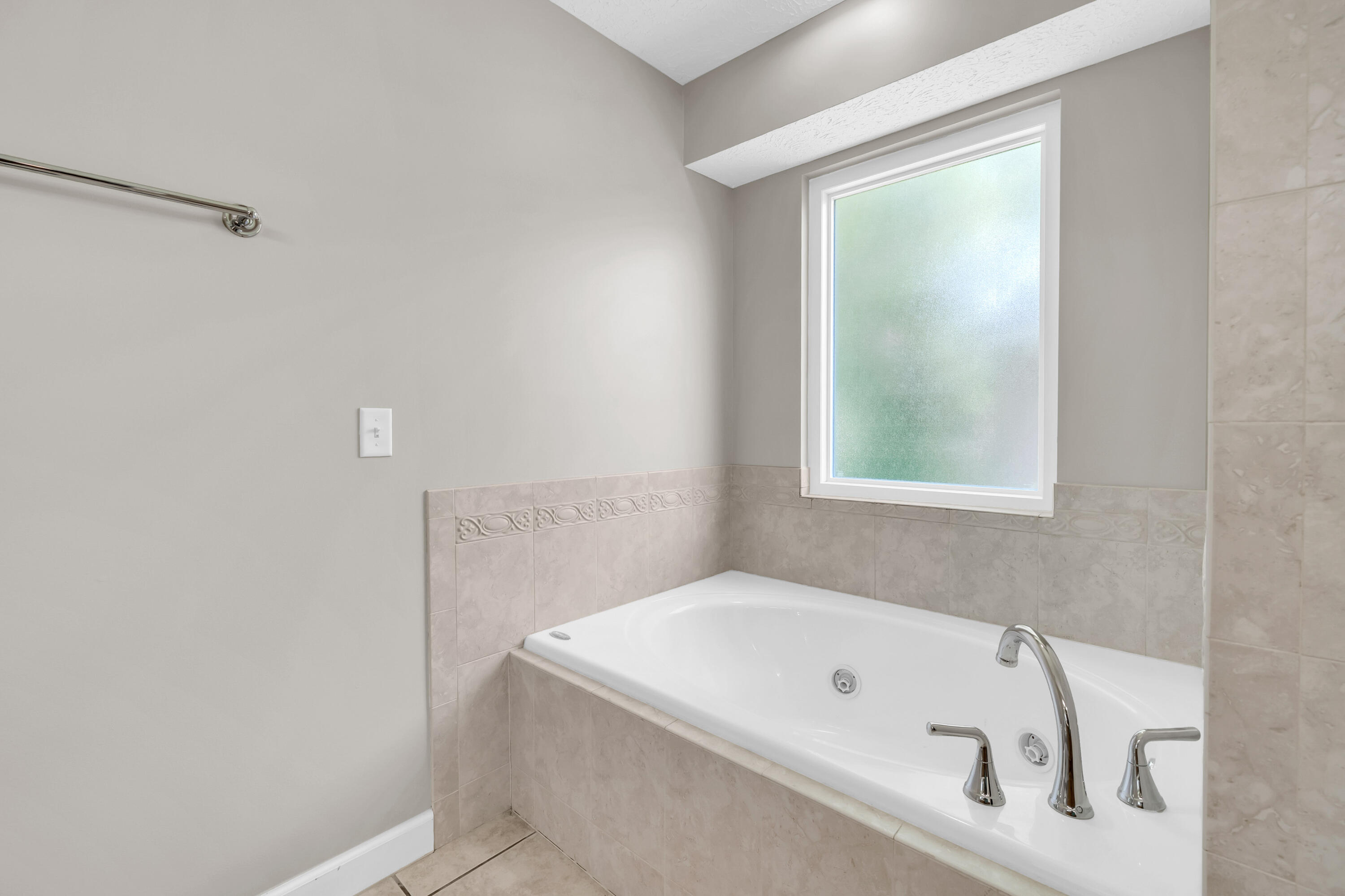 HIDDEN PINES PH V - Residential