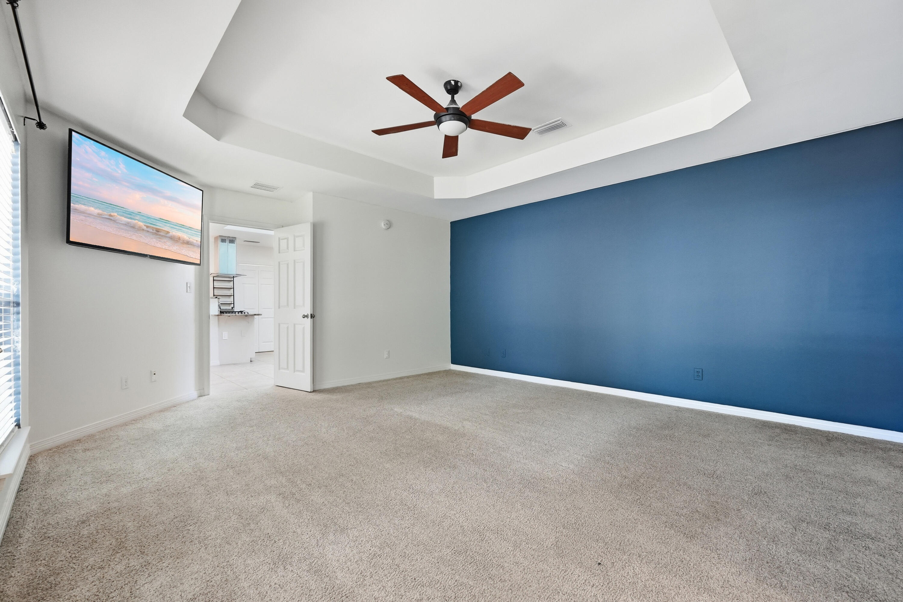 PARKWOOD ESTATES PH 5 - Residential Lease