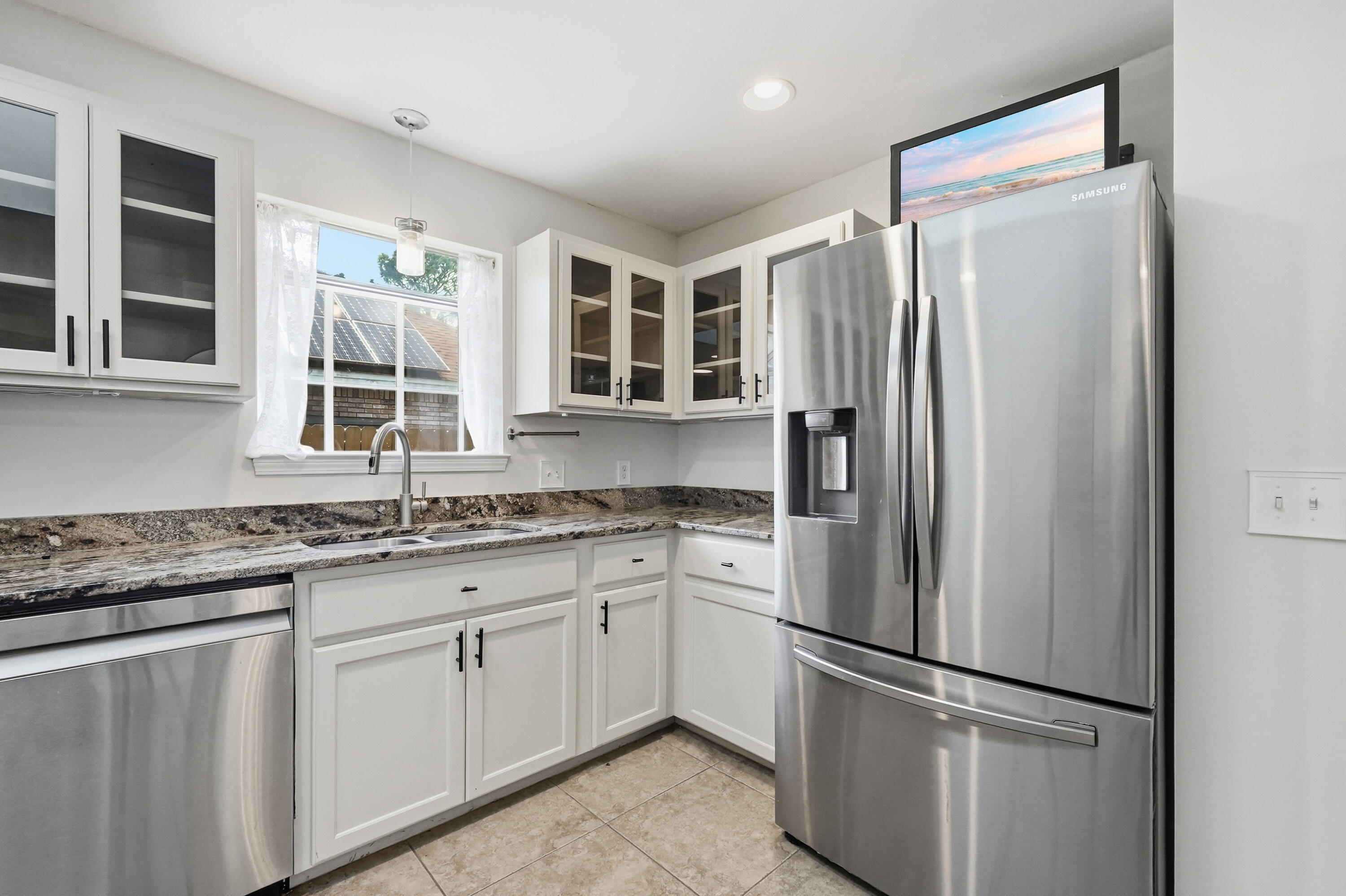 PARKWOOD ESTATES PH 5 - Residential Lease