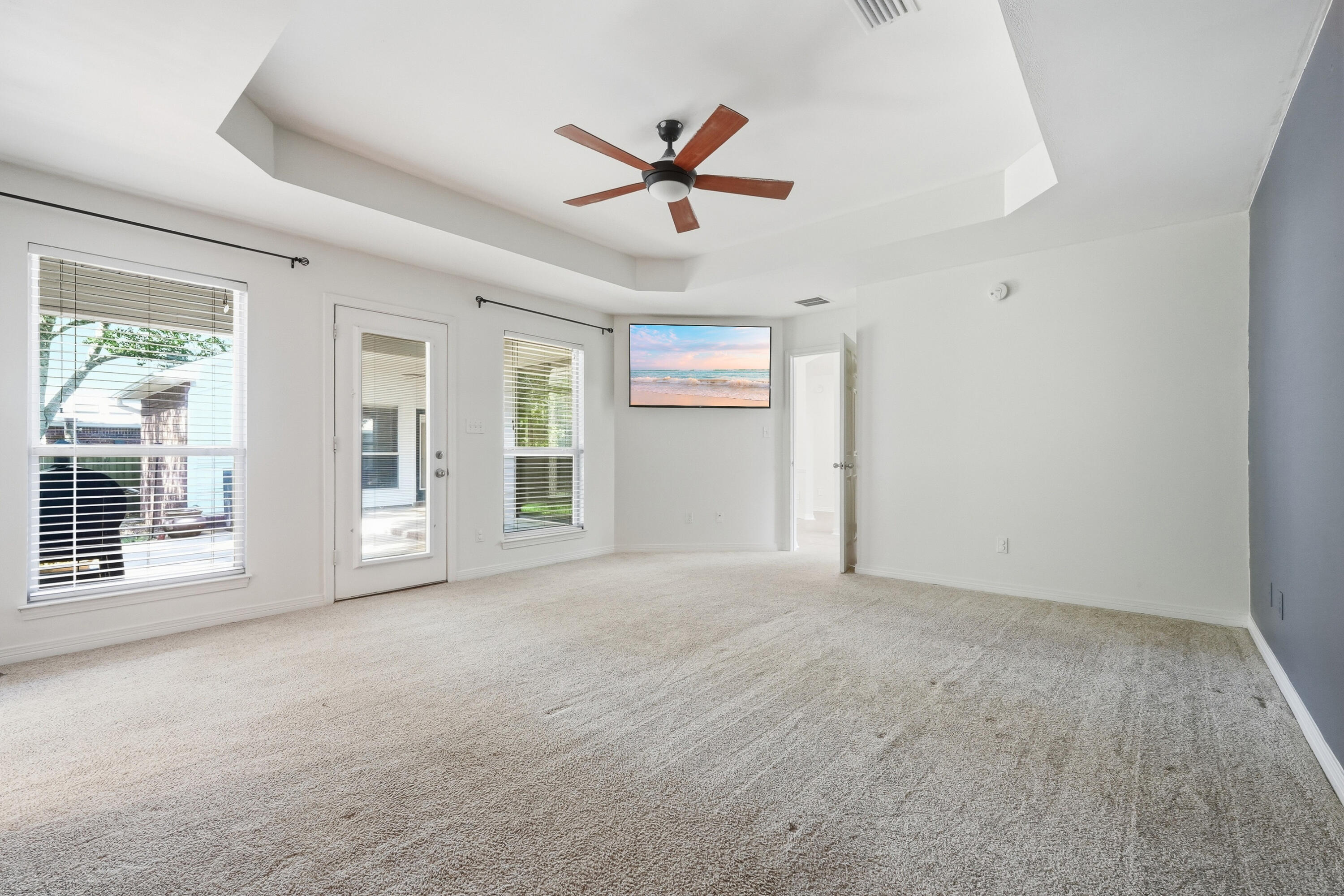 PARKWOOD ESTATES PH 5 - Residential Lease