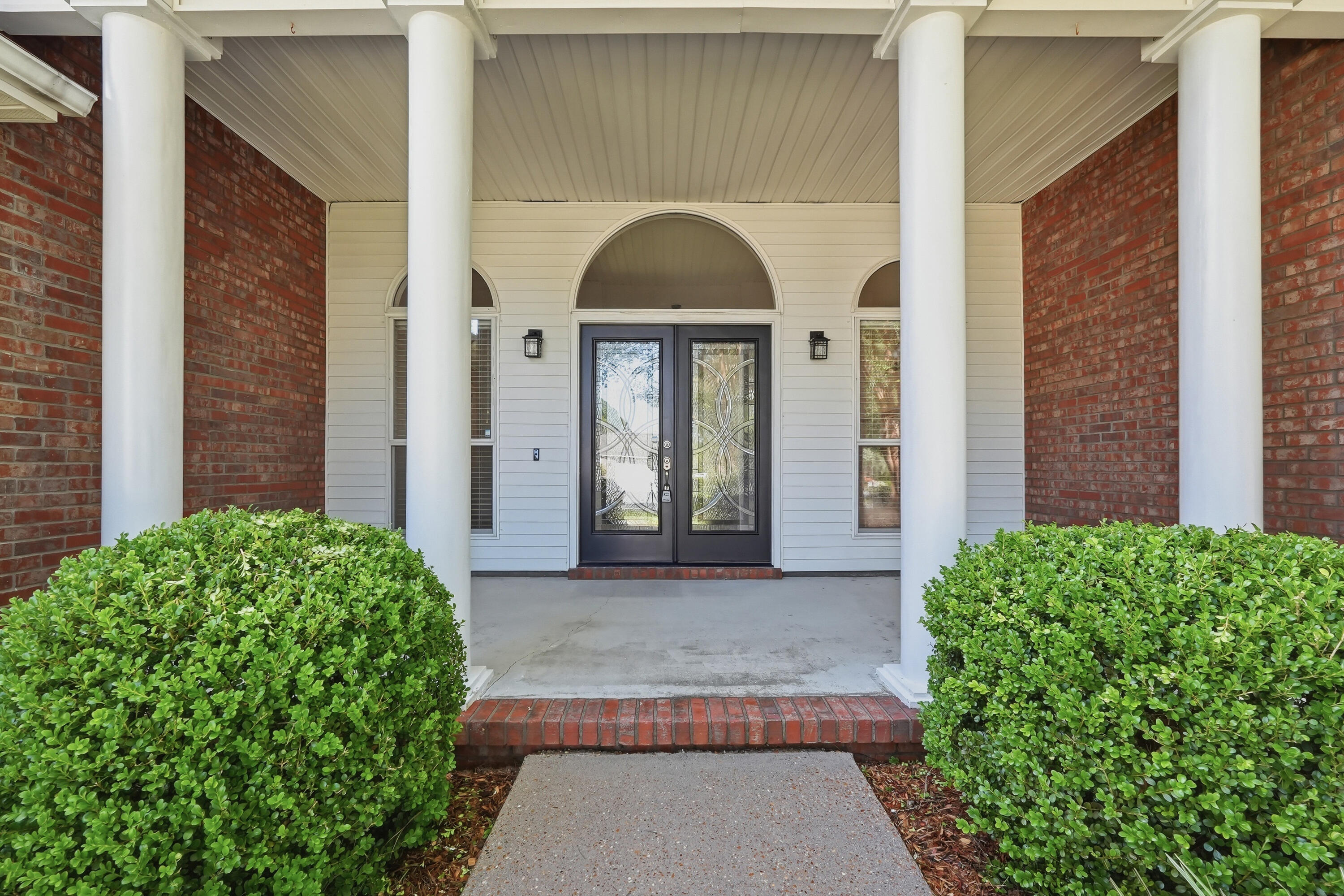 PARKWOOD ESTATES PH 5 - Residential Lease