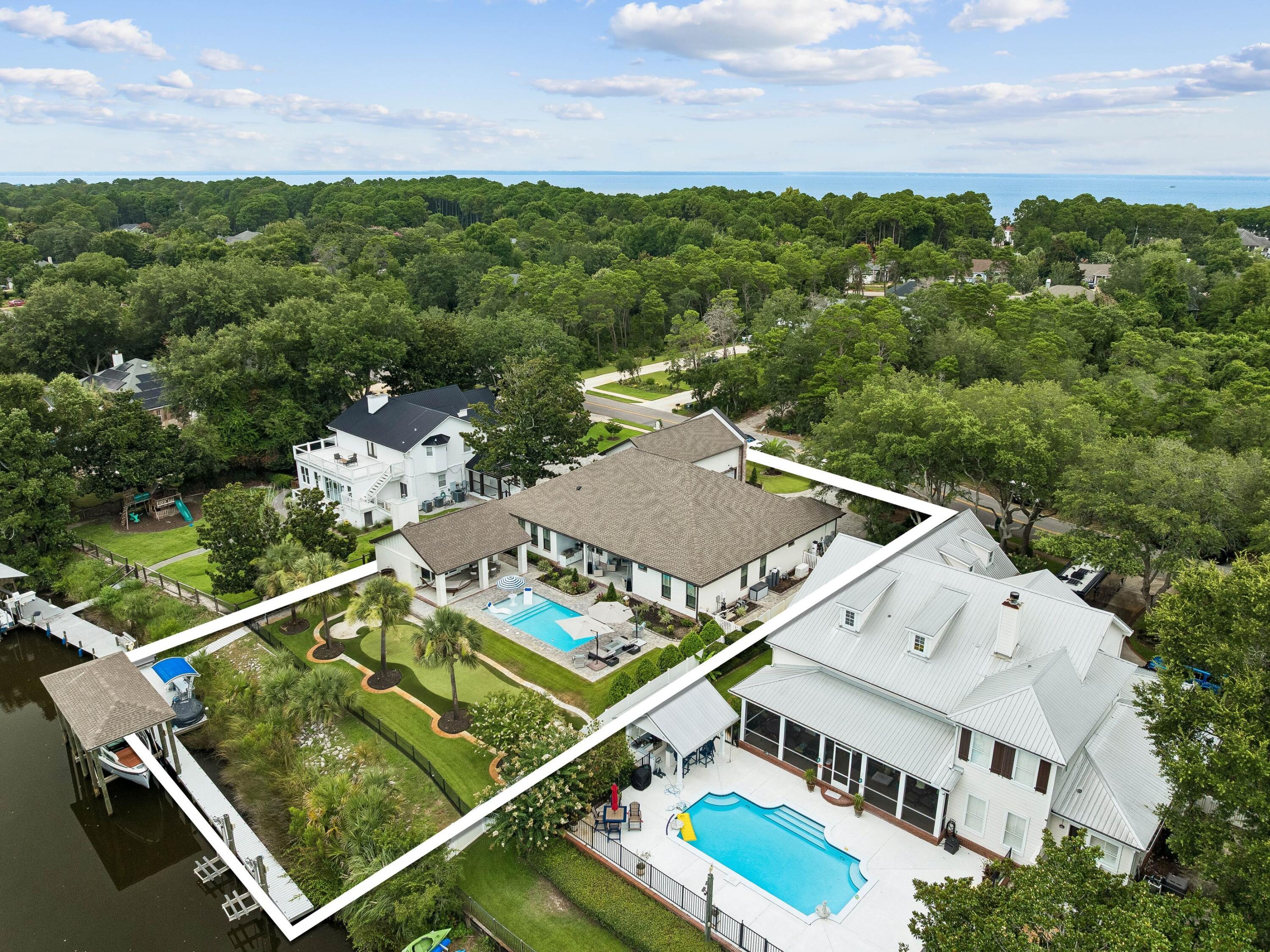INDIAN CREEK S/D - Residential