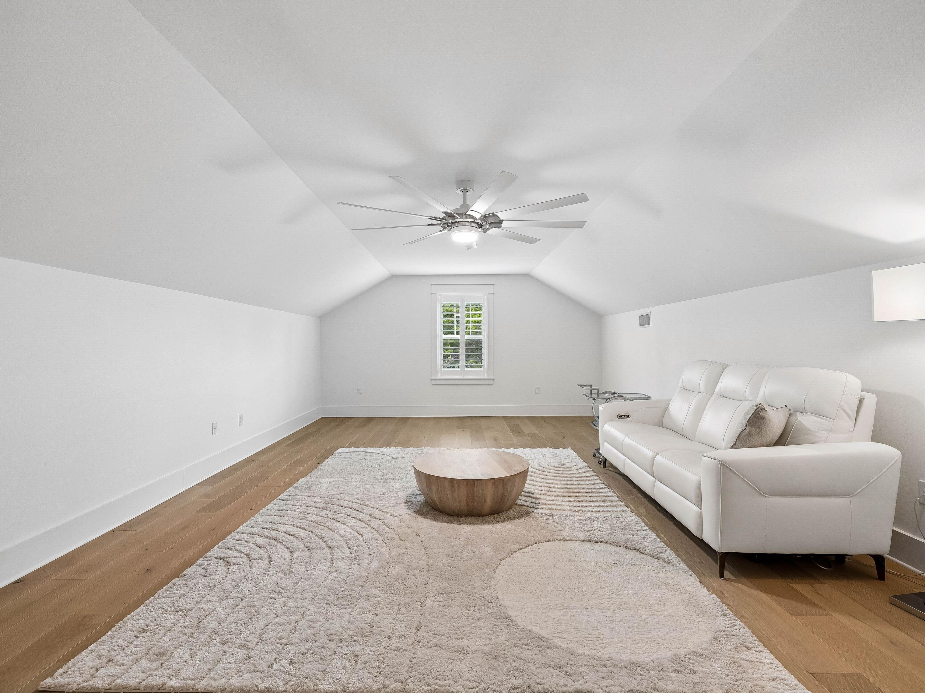 INDIAN CREEK S/D - Residential