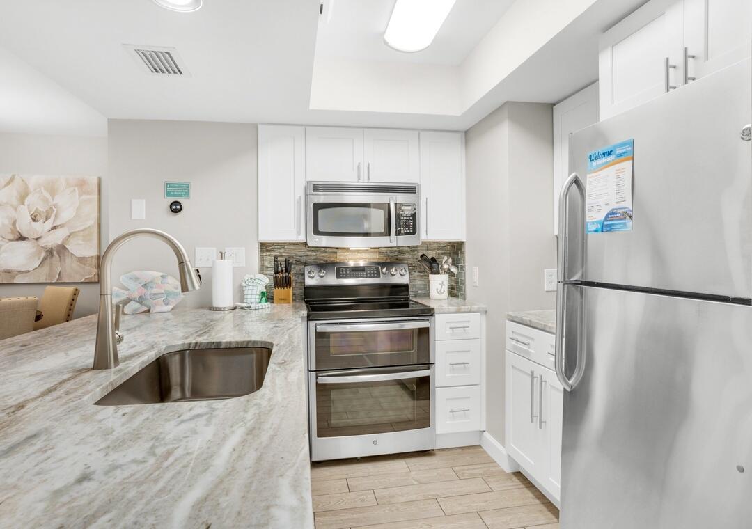 HIDDEN DUNES BEACH COTTAGES 1 - Residential