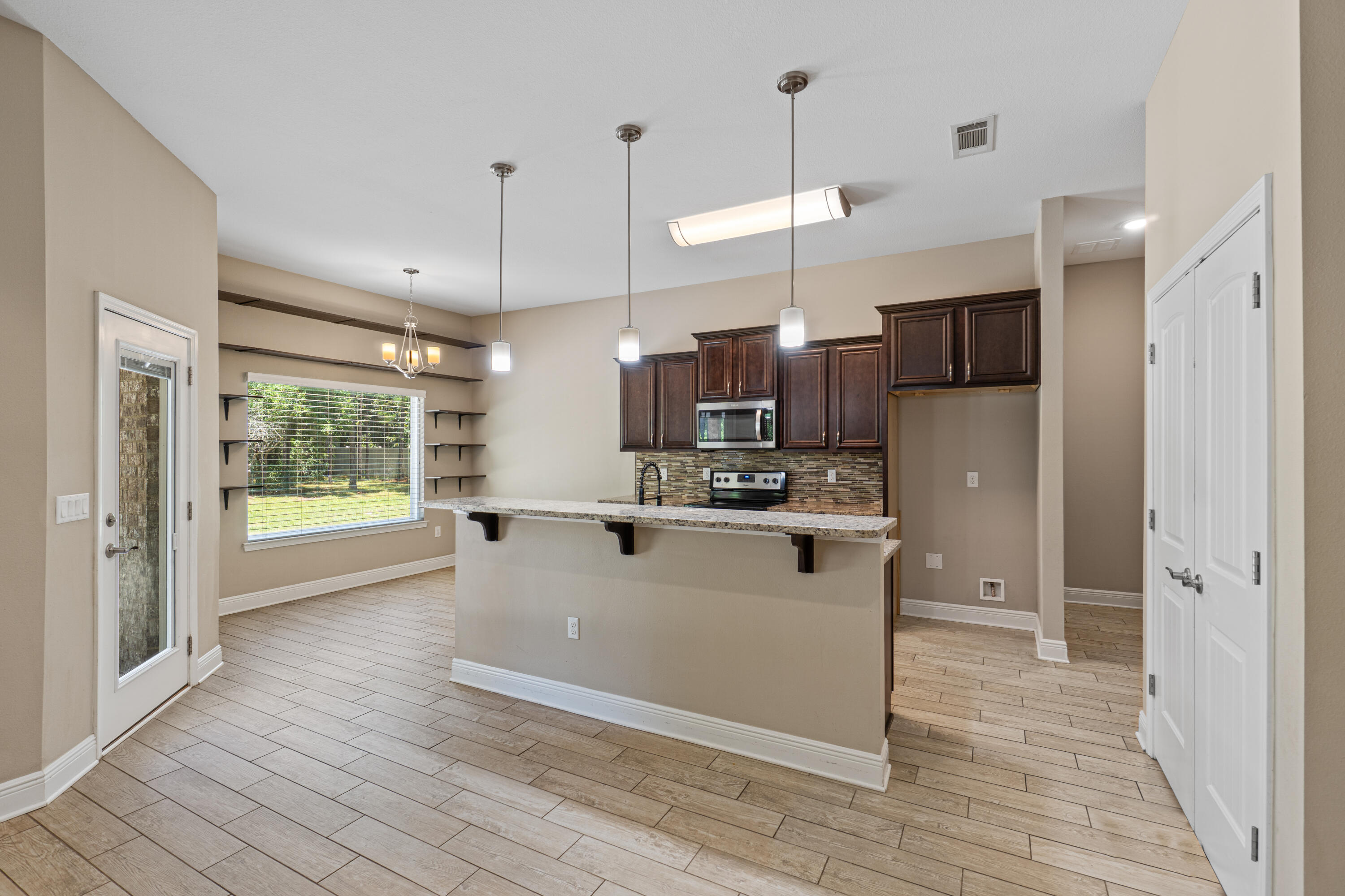 HOLLEY BY THE SEA - Residential
