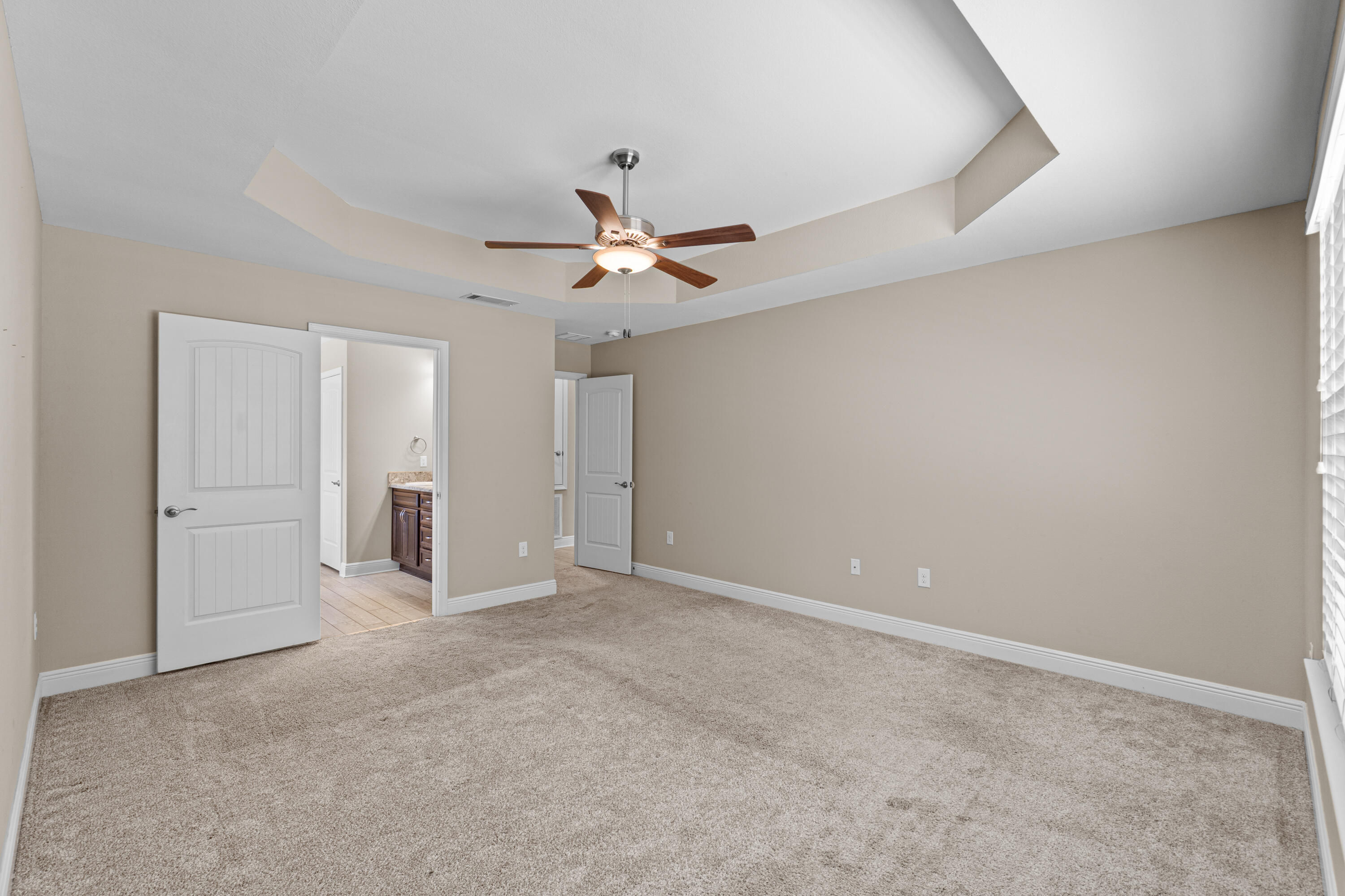 HOLLEY BY THE SEA - Residential