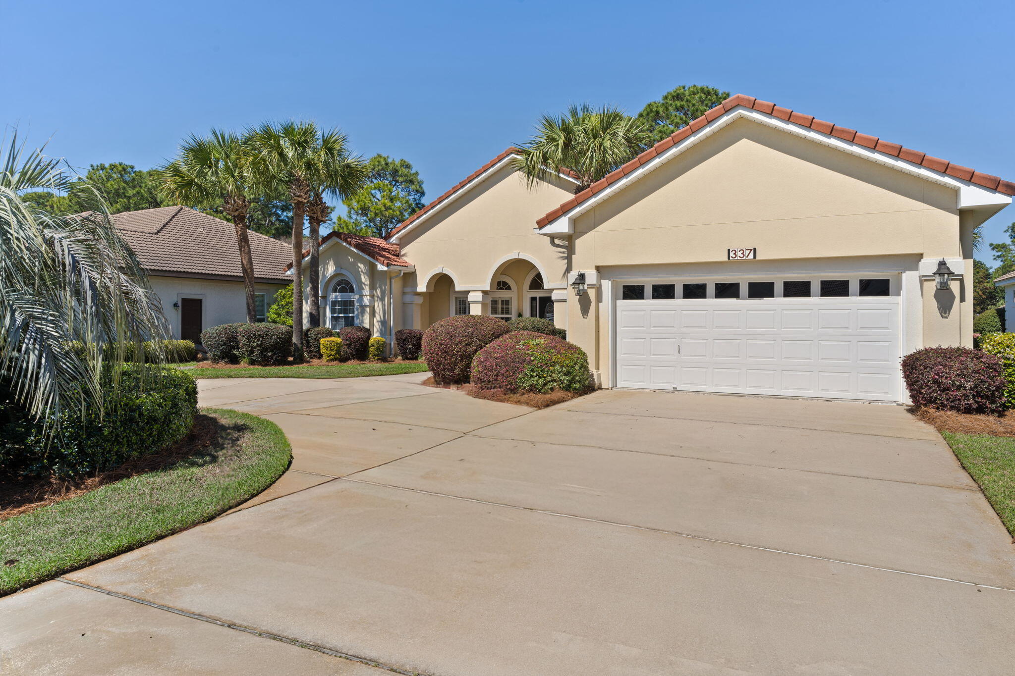 EMERALD BAY PH 1A - Residential