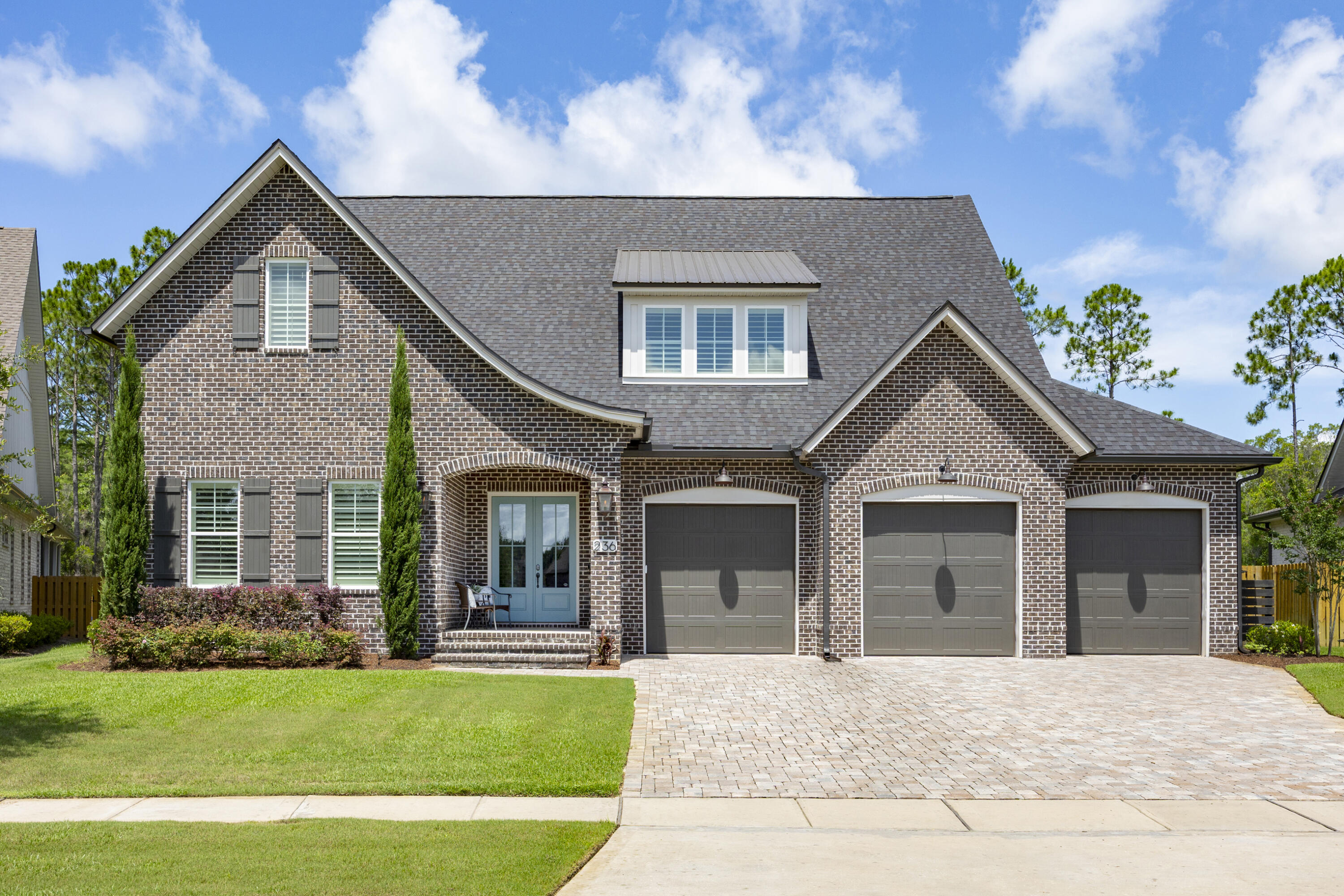 HAMMOCK BAY - Residential