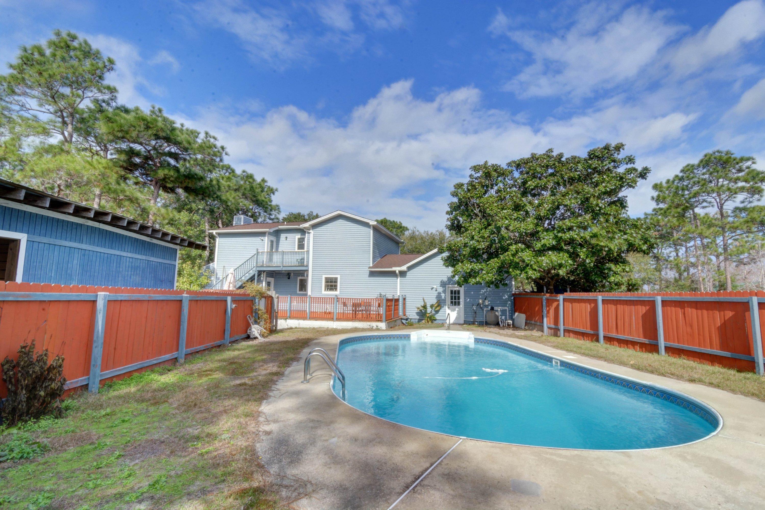 EAST BAY RIVER ESTATES - Residential