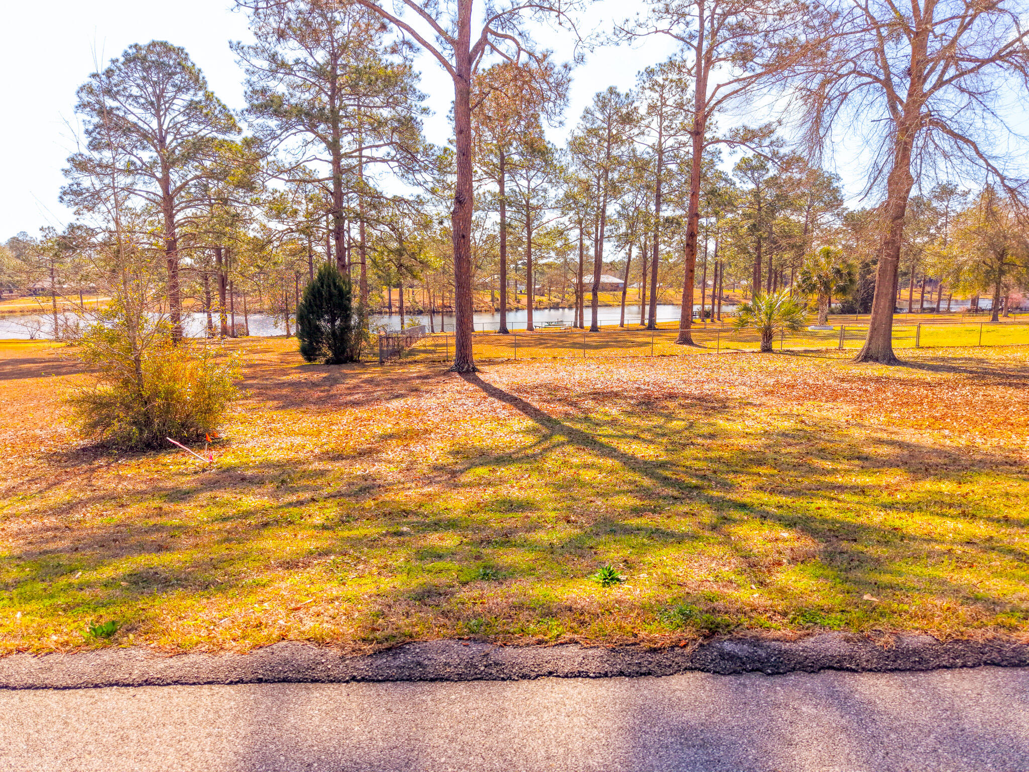 NO RECORDED SUBDIVISION - Land