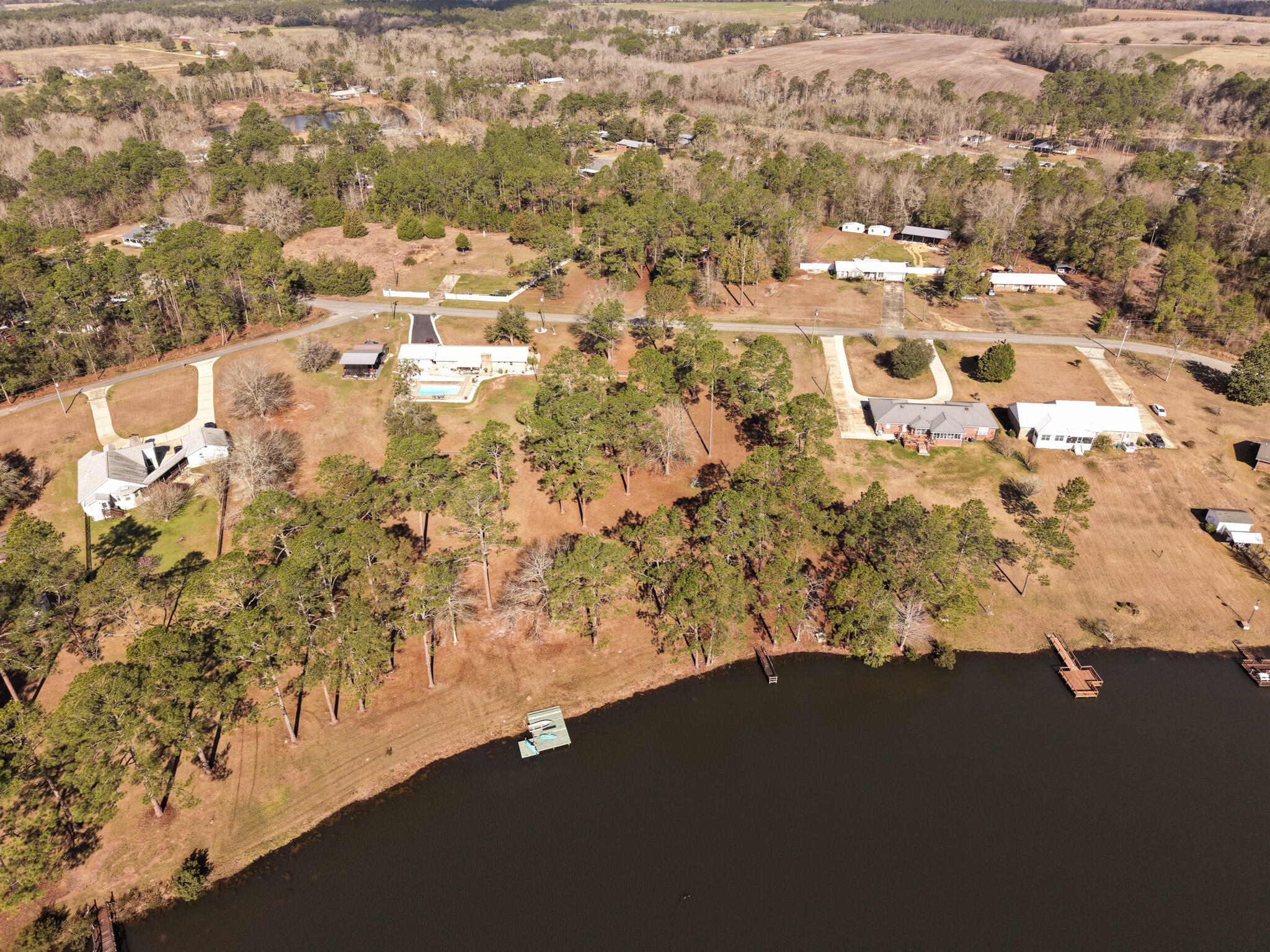 NO RECORDED SUBDIVISION - Land