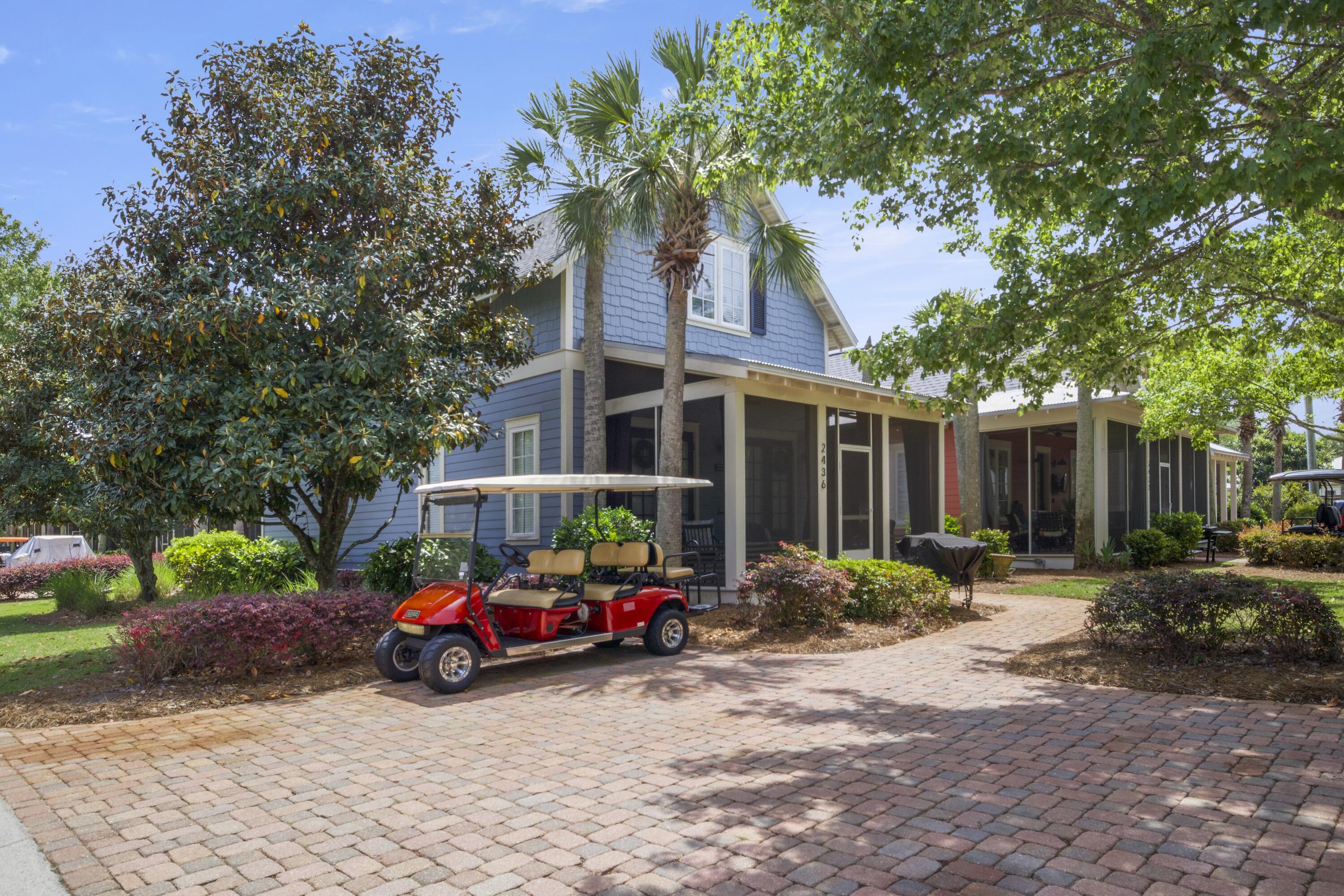 BUNGALOS AT SANDESTIN - Residential