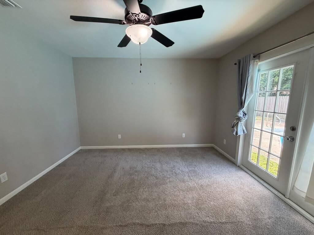 CREEKSIDE 5 - Residential Lease