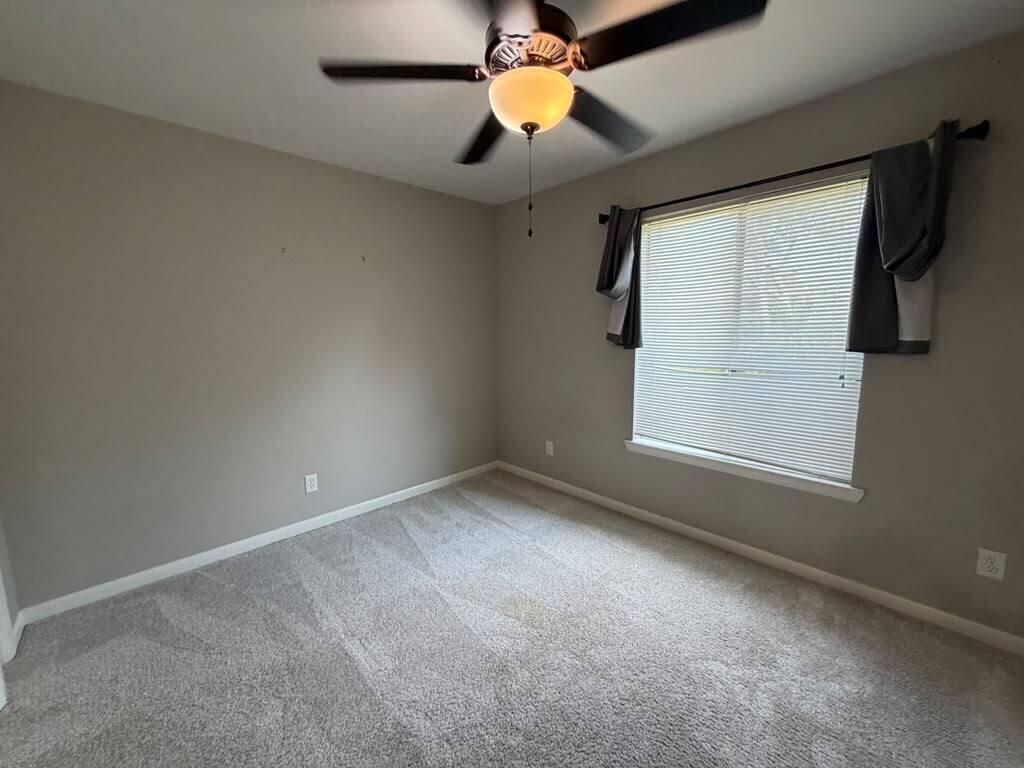 CREEKSIDE 5 - Residential Lease