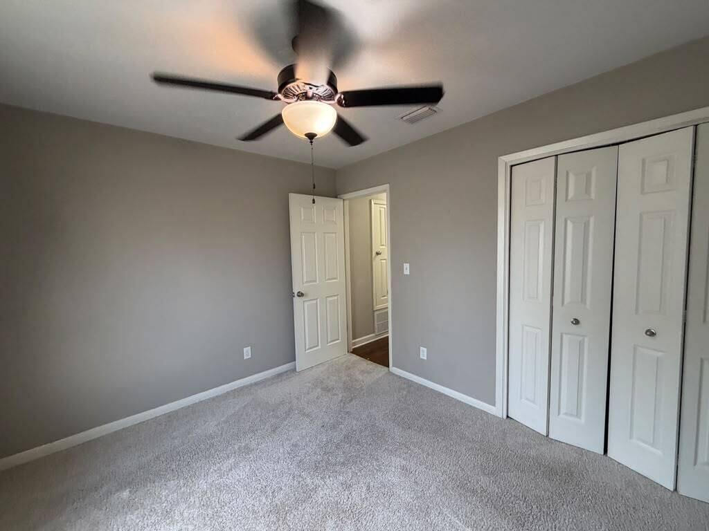 CREEKSIDE 5 - Residential Lease