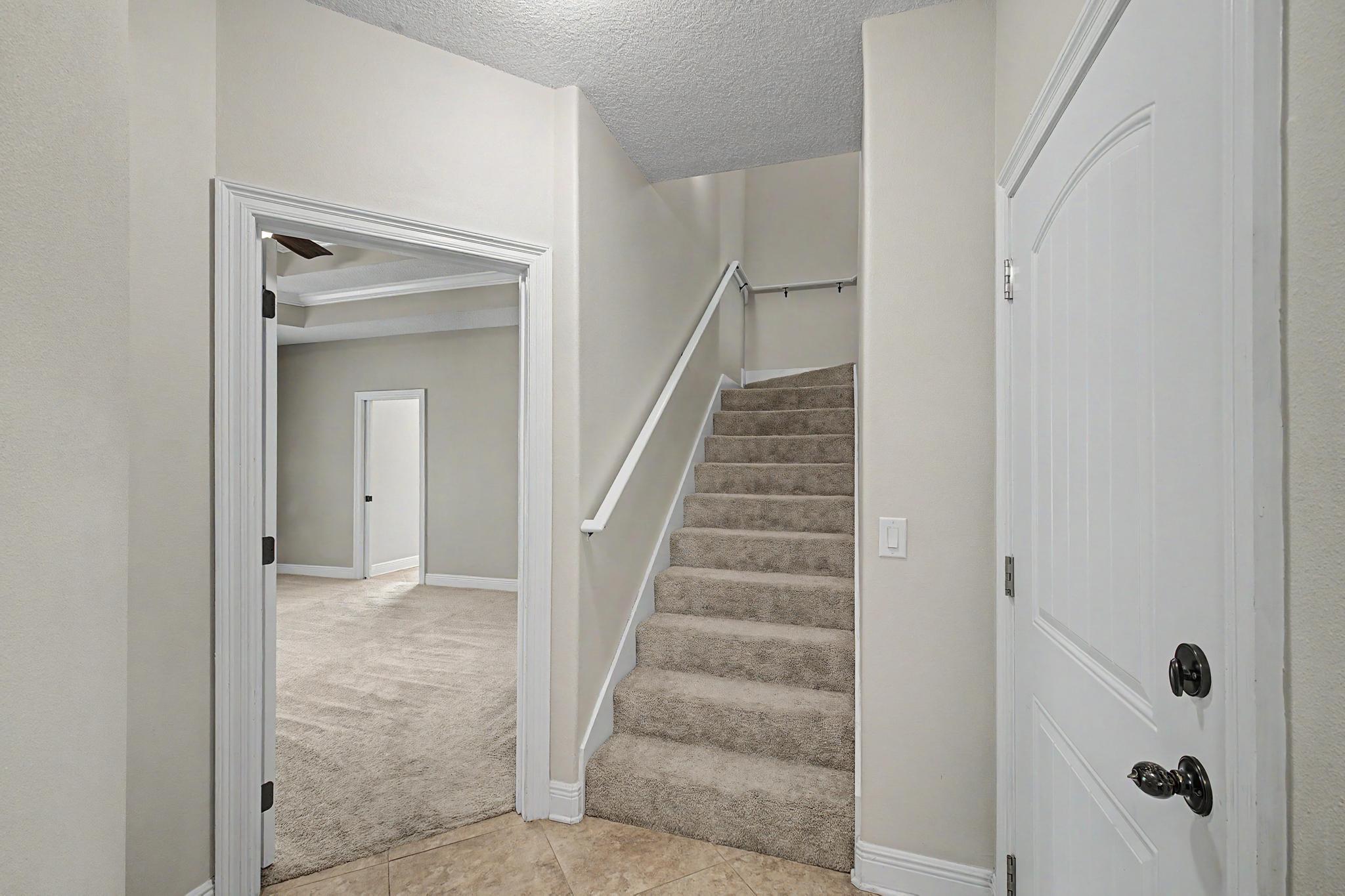 HOLLEY BY THE SEA - Residential