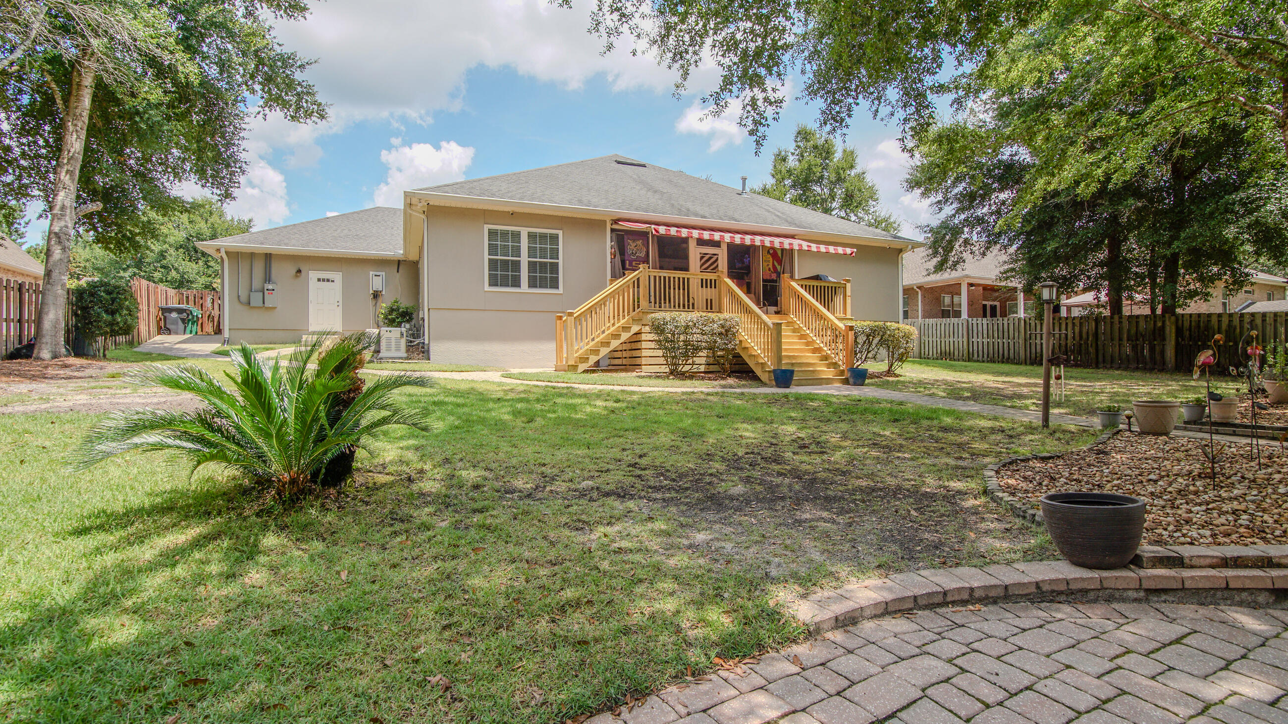 HAMMOCK BAY - Residential