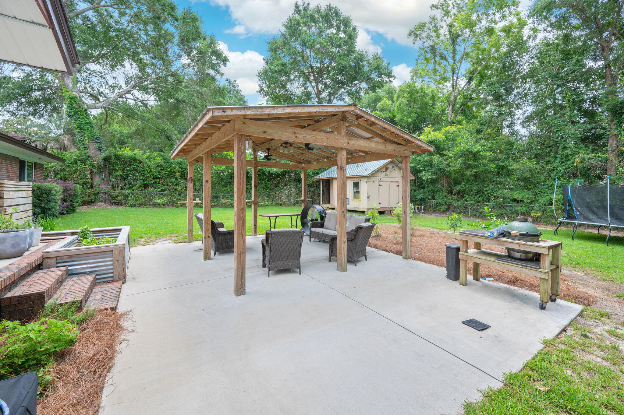 BAYOU POQUITO - Residential