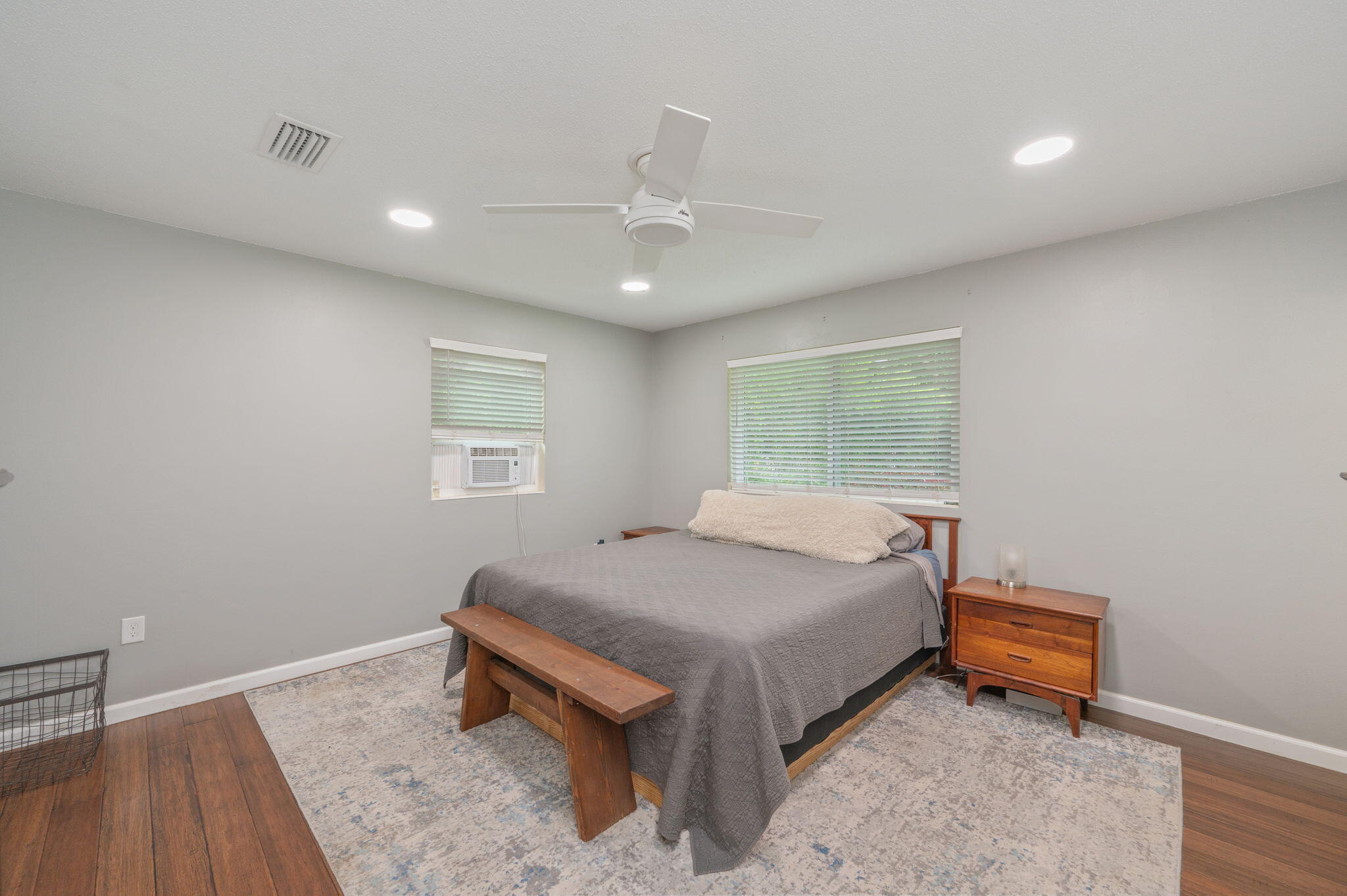BAYOU POQUITO - Residential