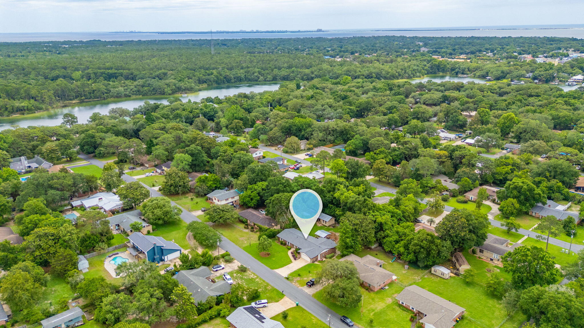 BAYOU POQUITO - Residential