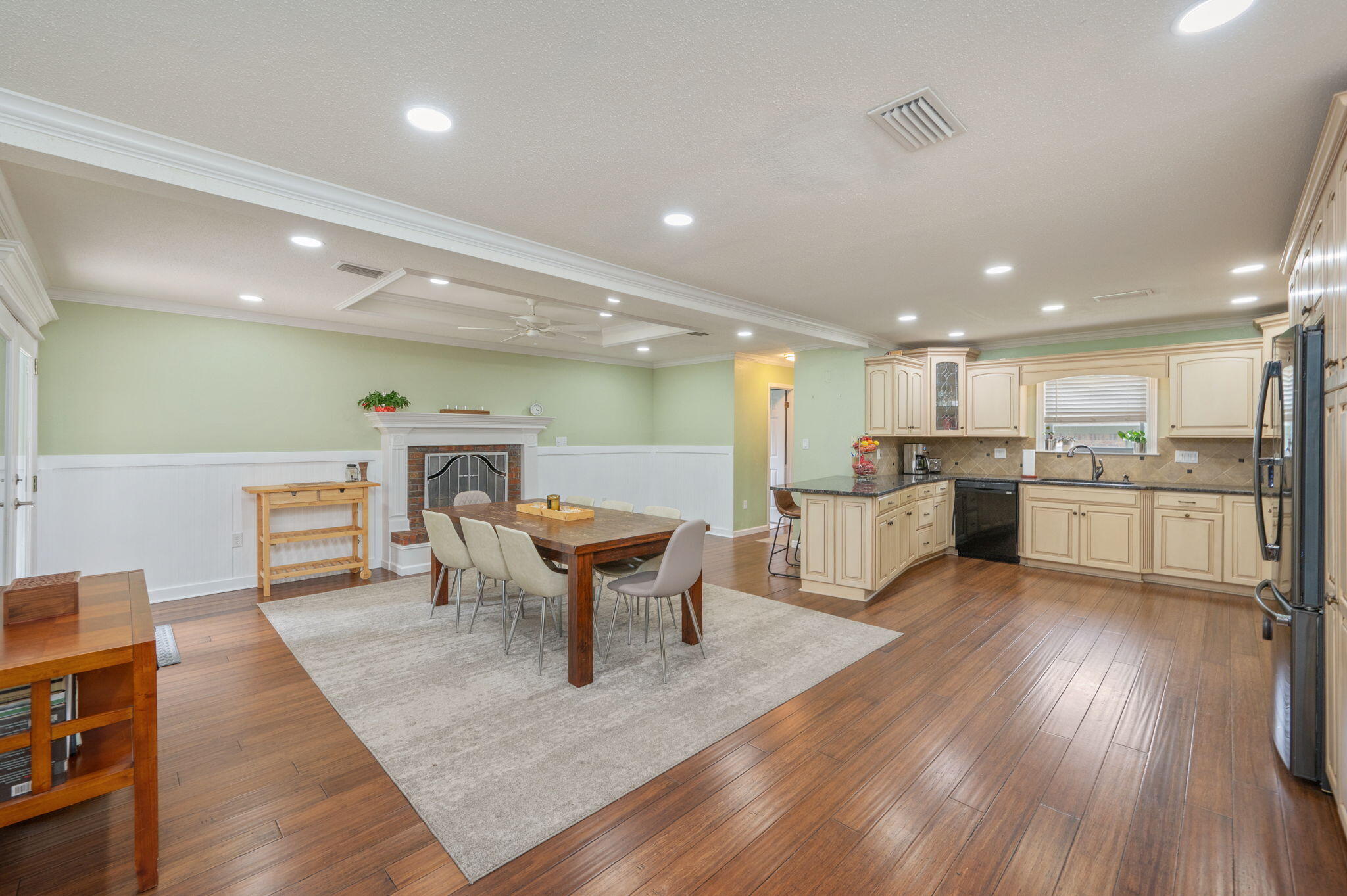 BAYOU POQUITO - Residential