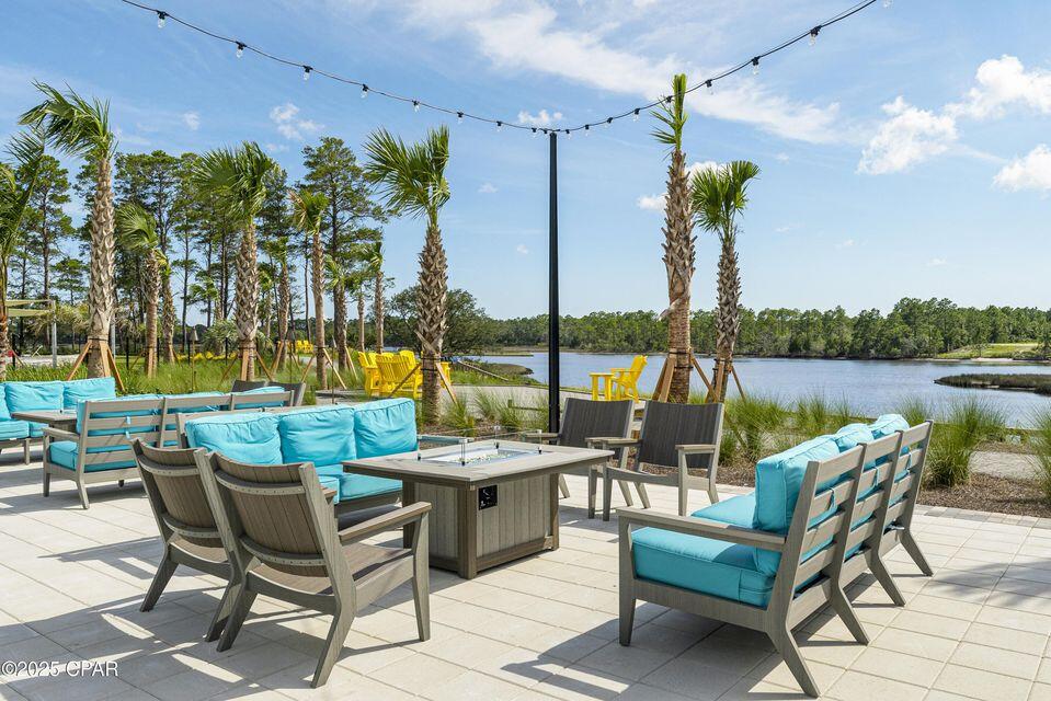 Latitude at Watersound
Latitude Margaritaville Watersound - Residential