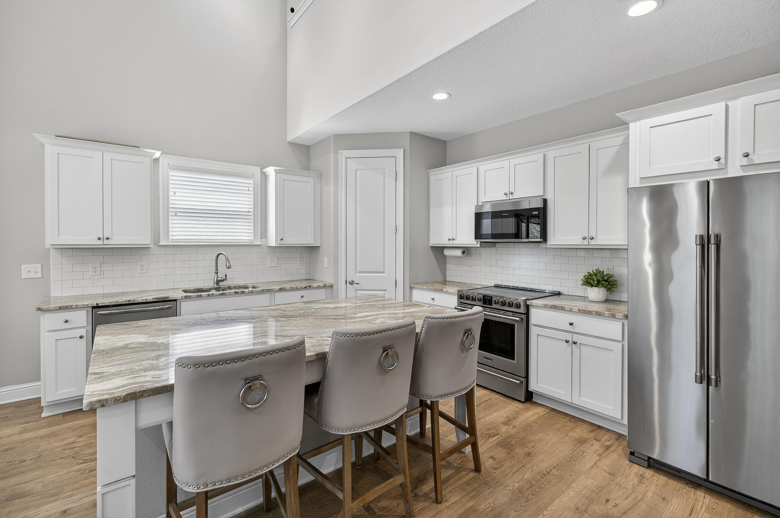 LAUREL OAKS S/D - Residential