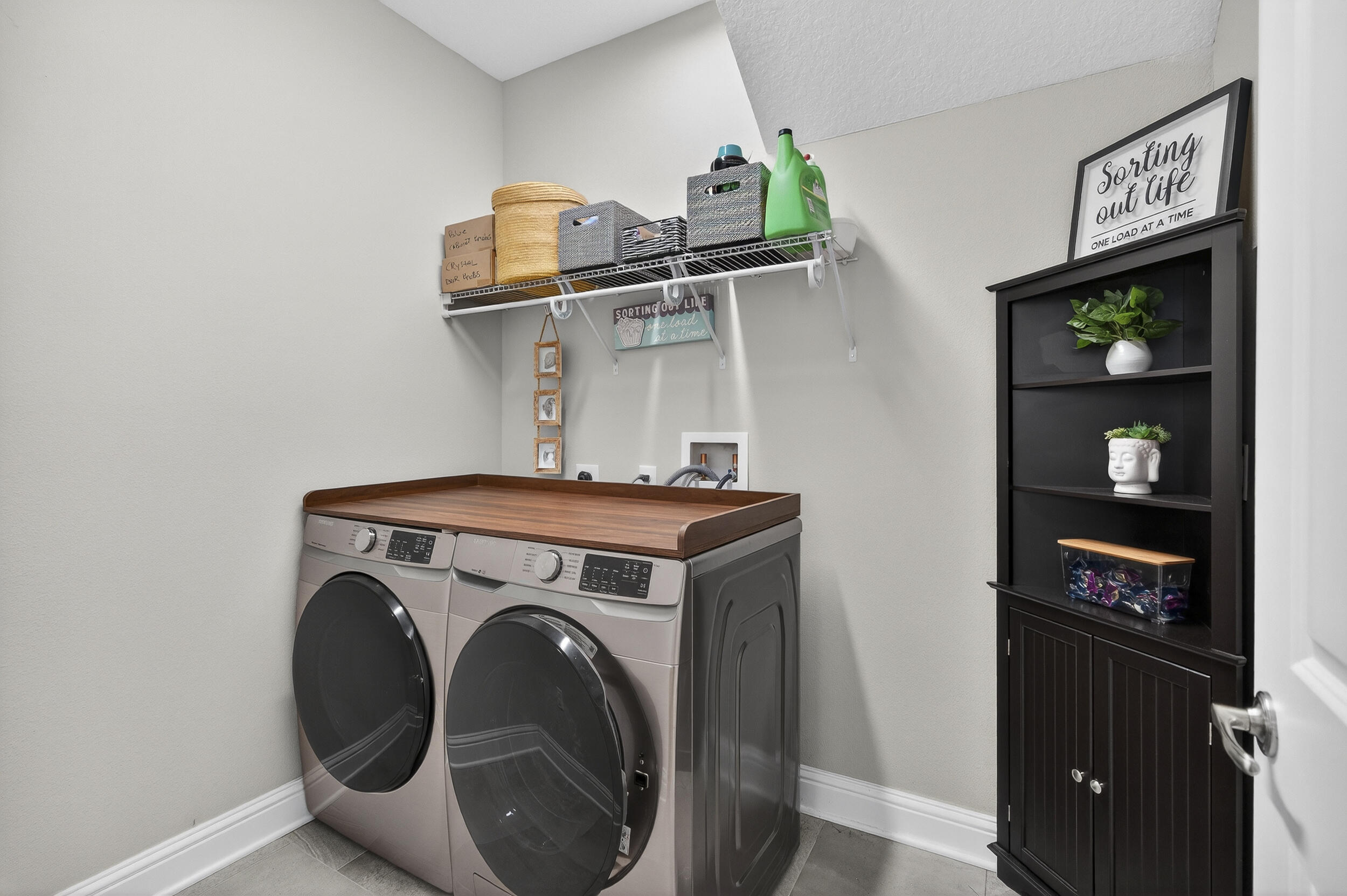LAUREL OAKS S/D - Residential