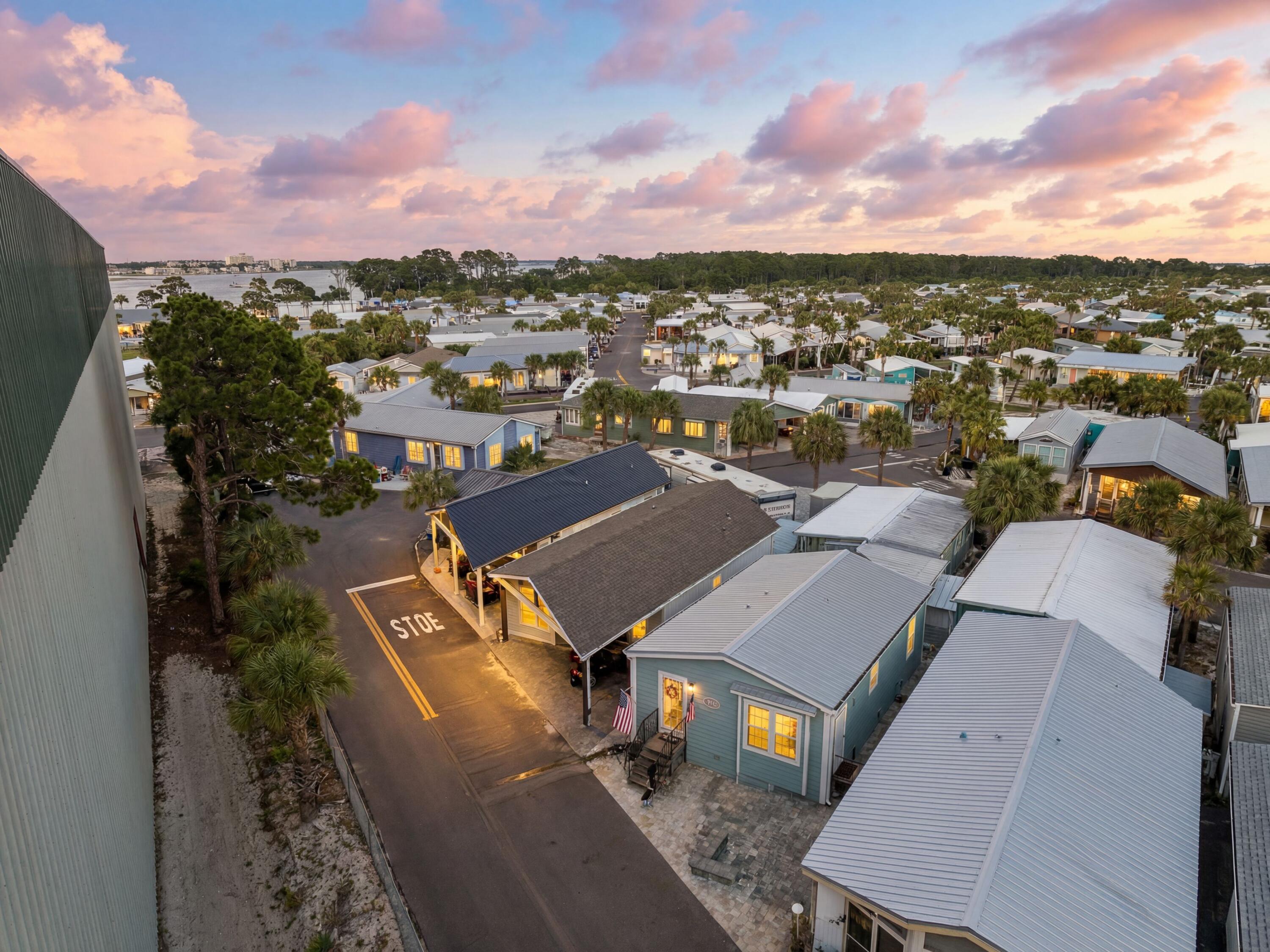VENTURE OUT TRAVEL TRAIL RESORTS - Residential