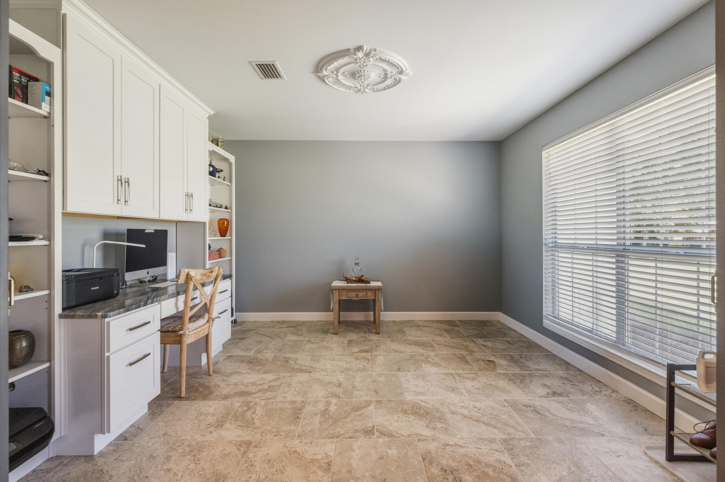 DANA POINTE - Residential