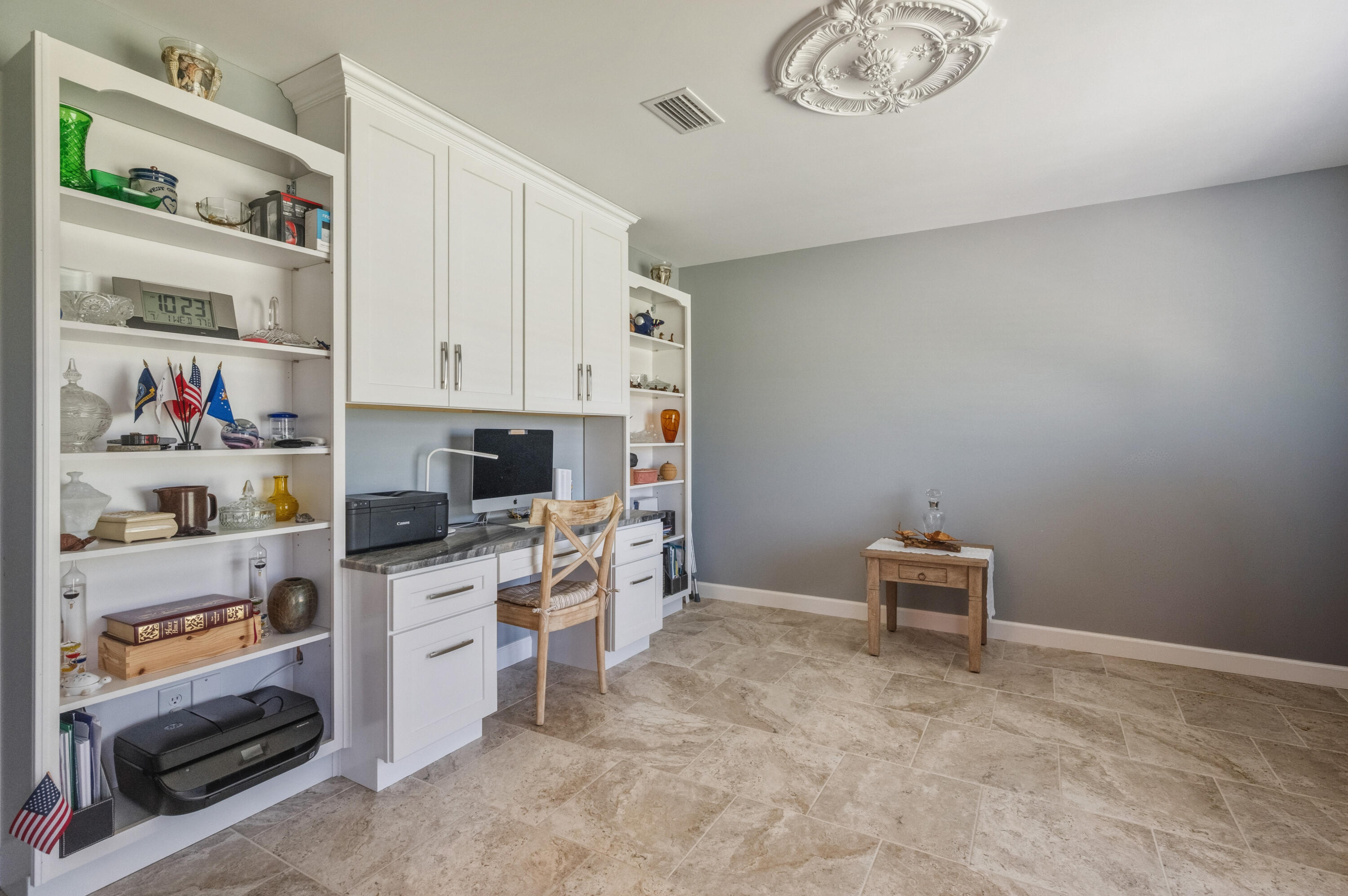 DANA POINTE - Residential