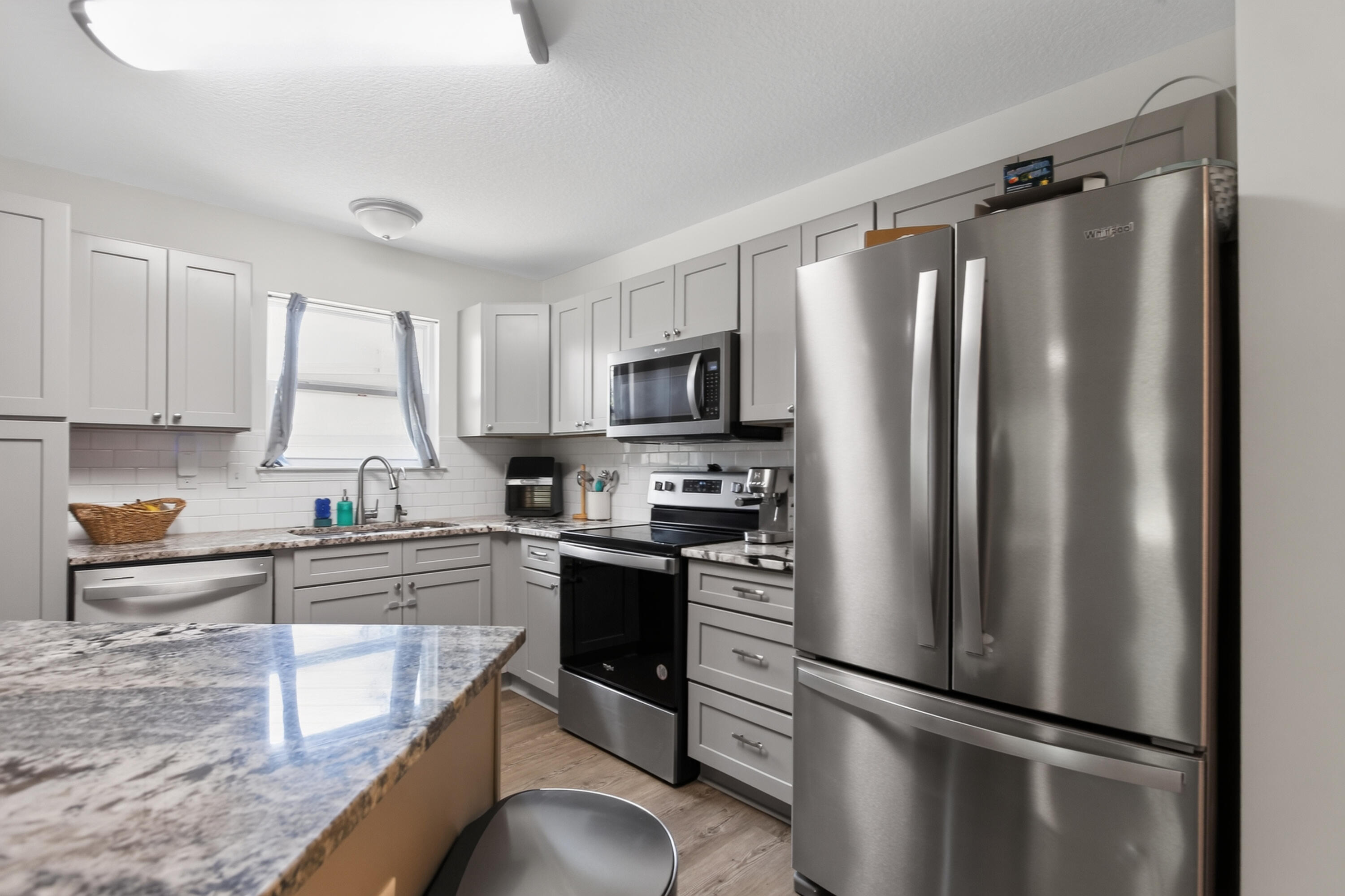 HOLLEY GROVE SOUTH - Residential Lease