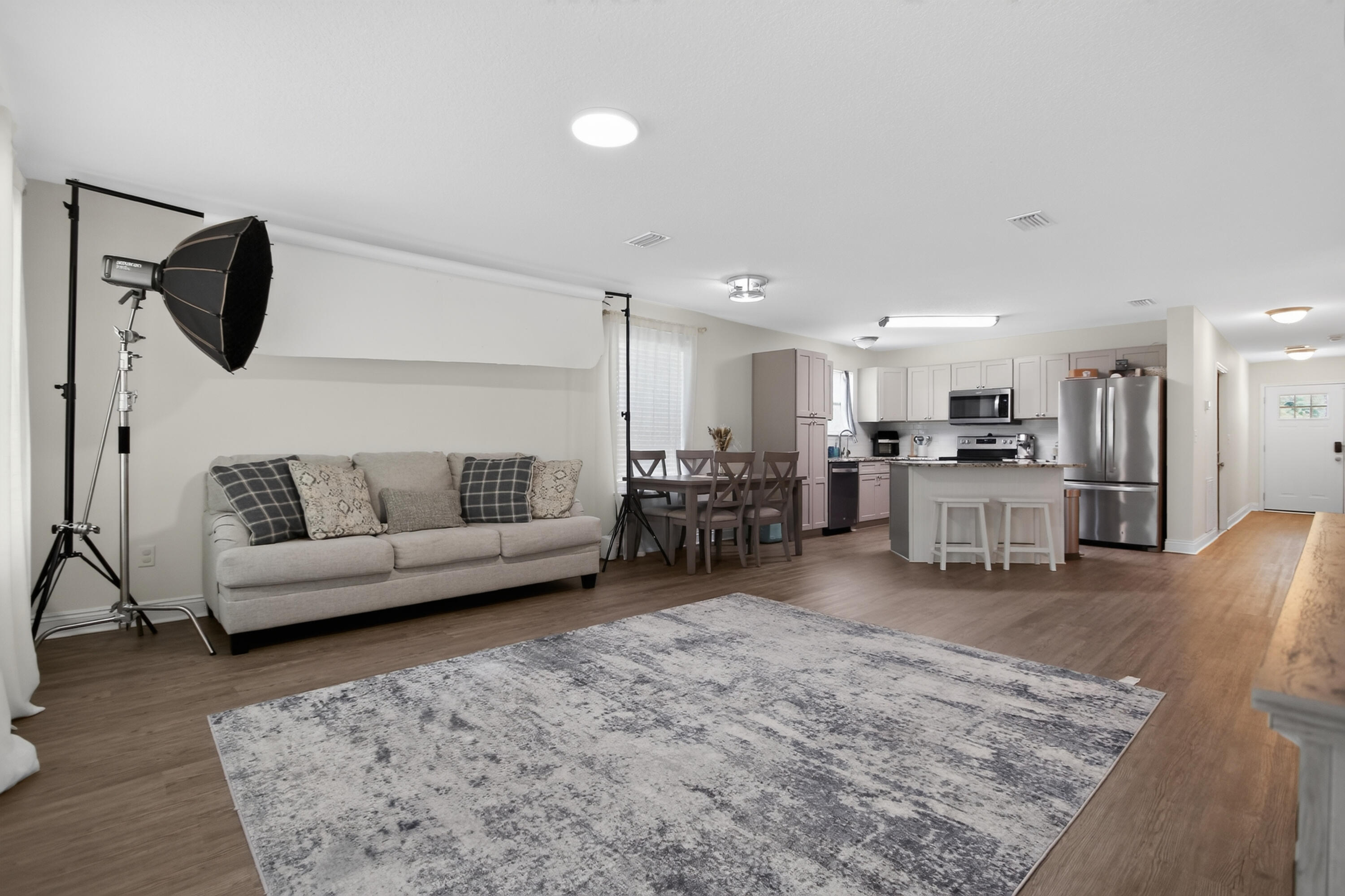 HOLLEY GROVE SOUTH - Residential Lease