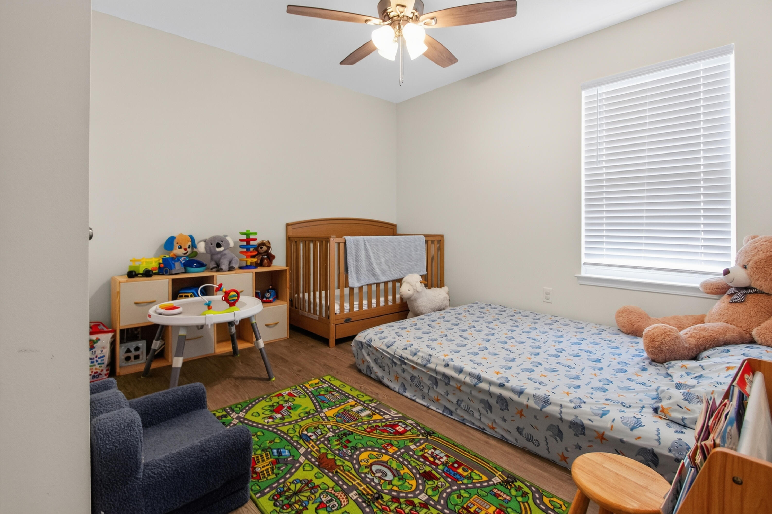 HOLLEY GROVE SOUTH - Residential Lease