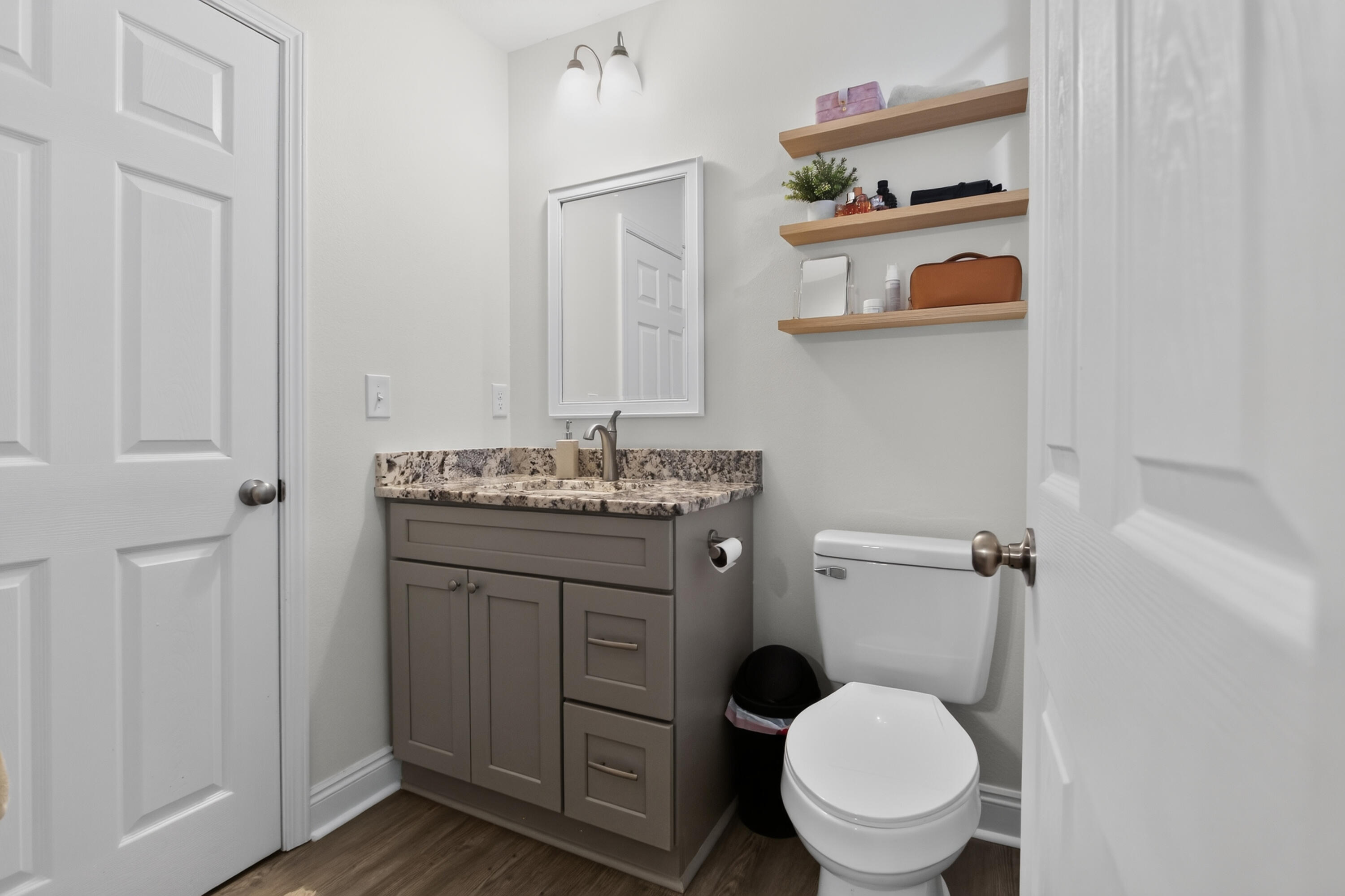 HOLLEY GROVE SOUTH - Residential Lease