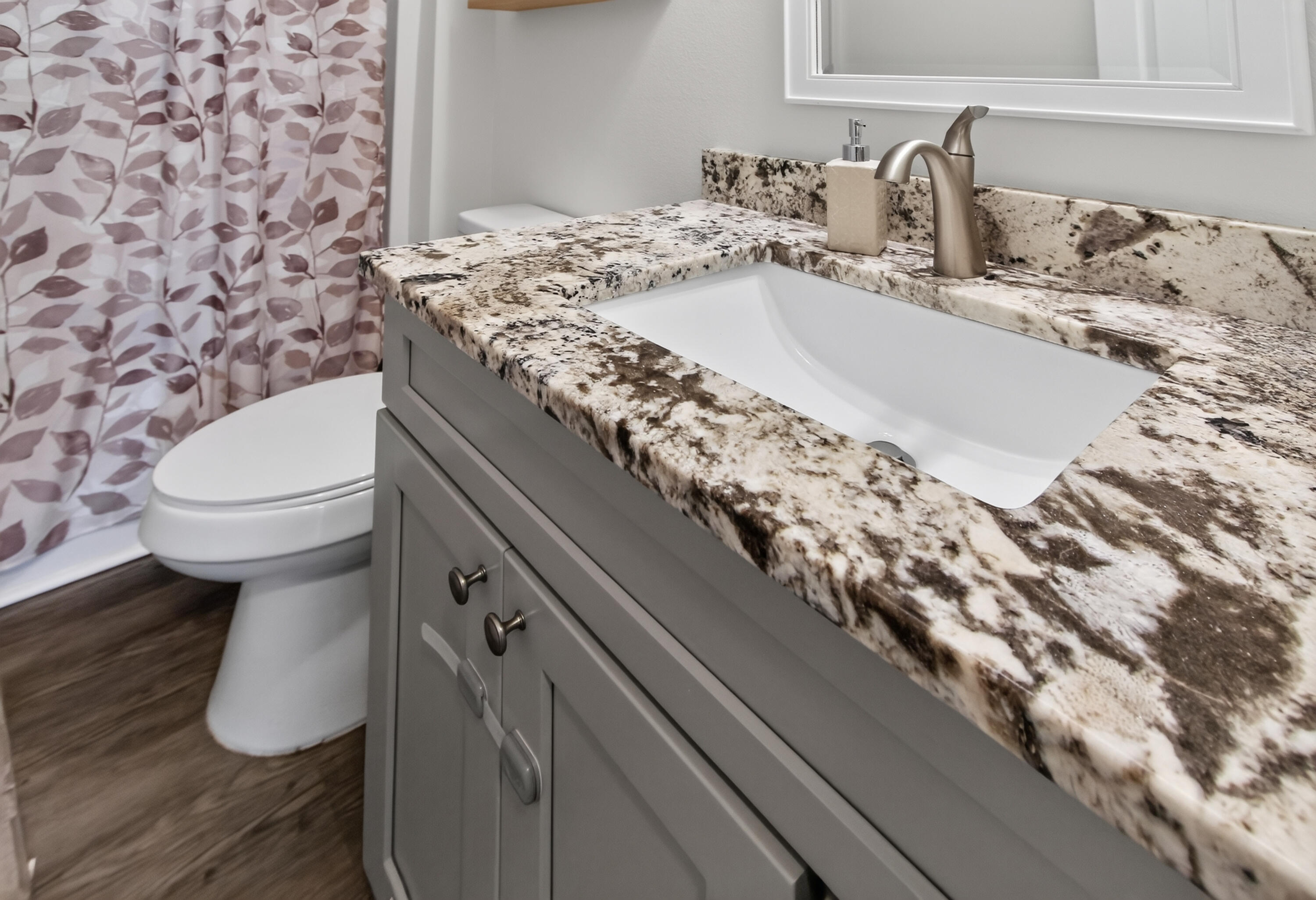 HOLLEY GROVE SOUTH - Residential Lease
