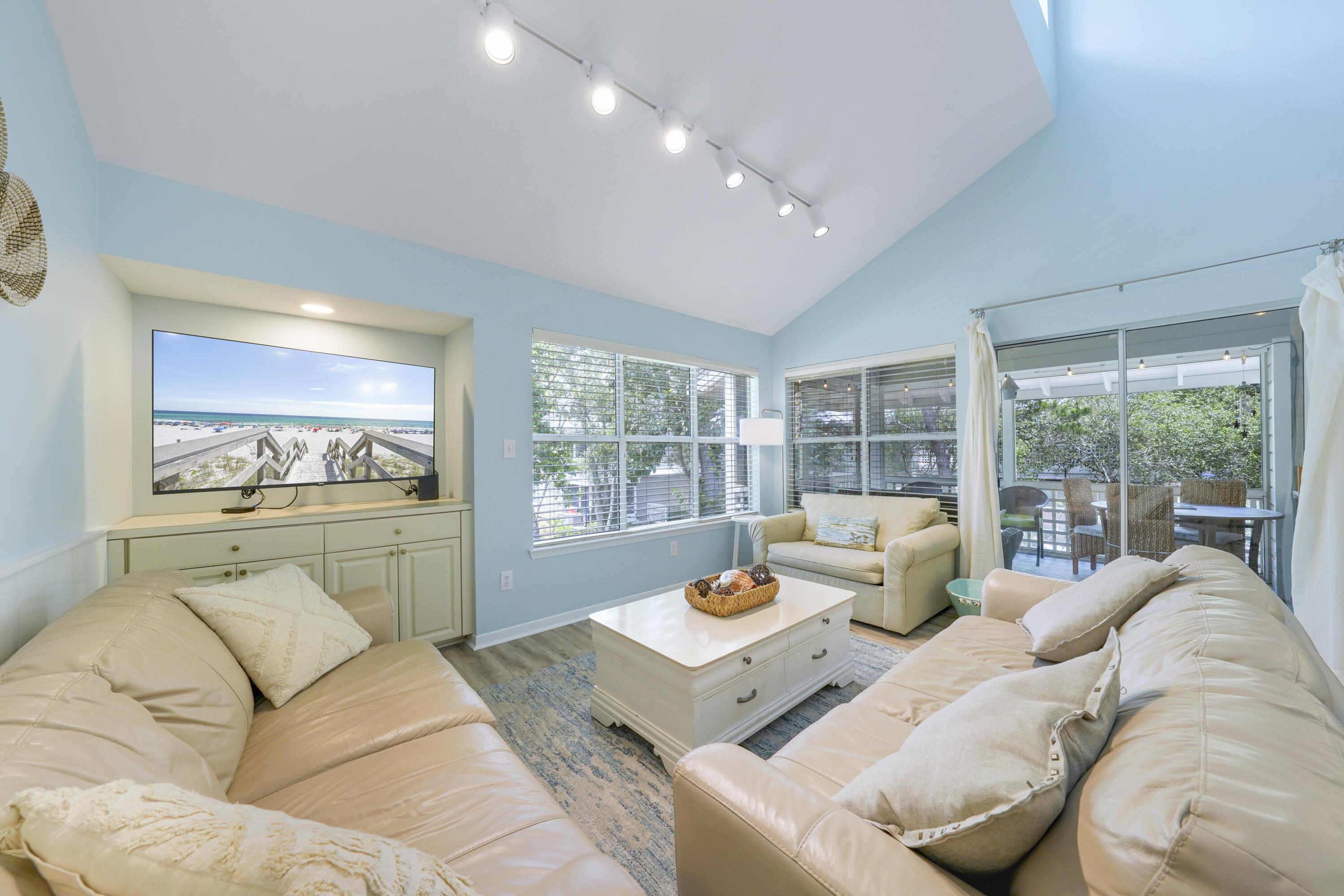 HIDDEN DUNES BEACH COTTAGES 2 - Residential