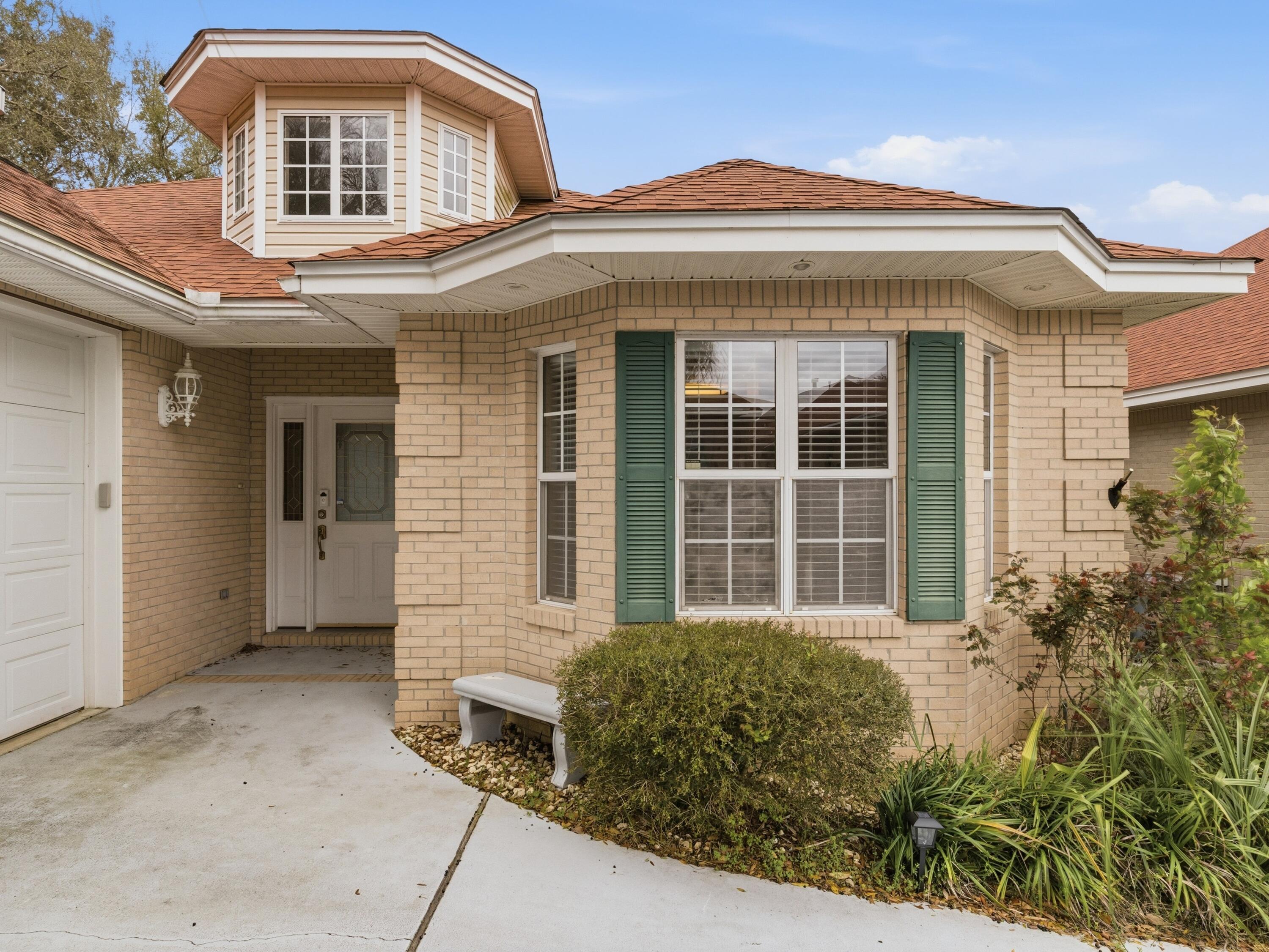MEDITERRANEAN VILLAGE AT BLUEWATER BAY - Residential Lease