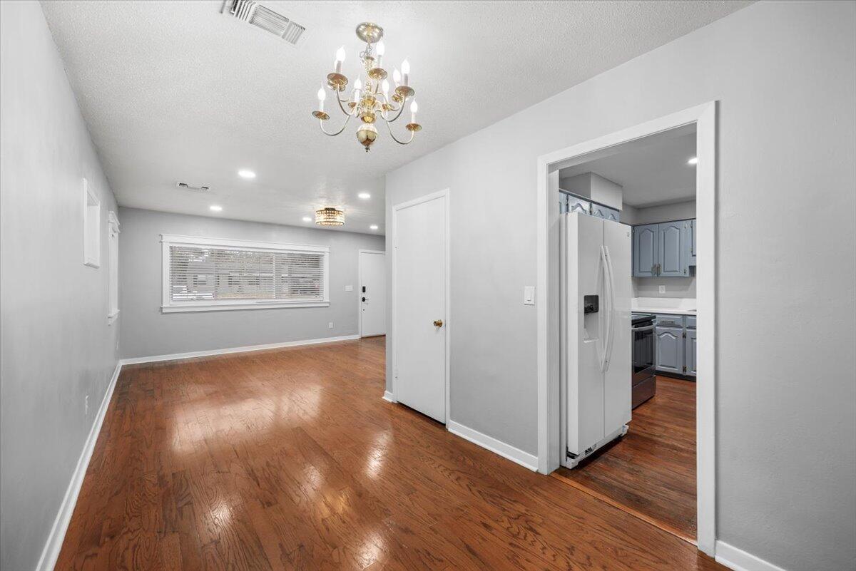 OAKLAND HEIGHTS Lot 28 blk 5 - Residential