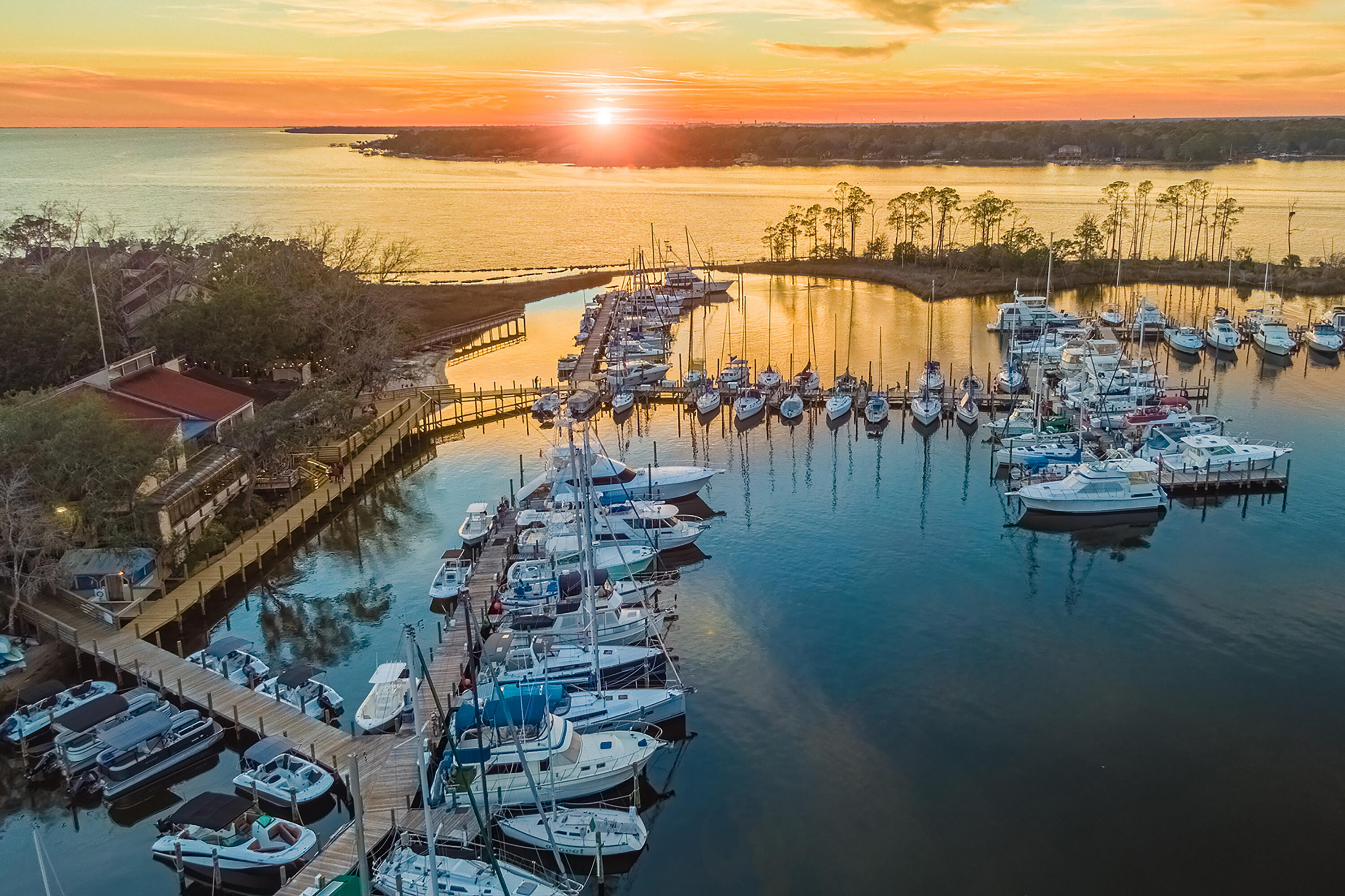 MARINA LANDING - Residential