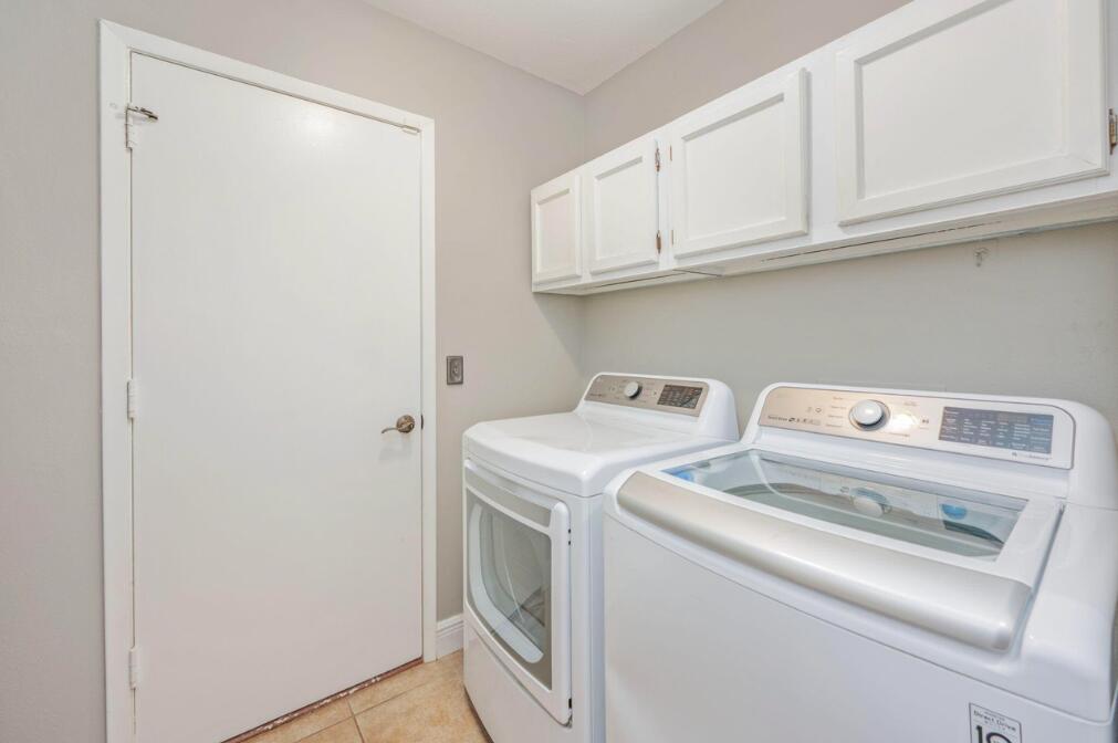PINEWOOD ESTATES 2 - Residential Lease