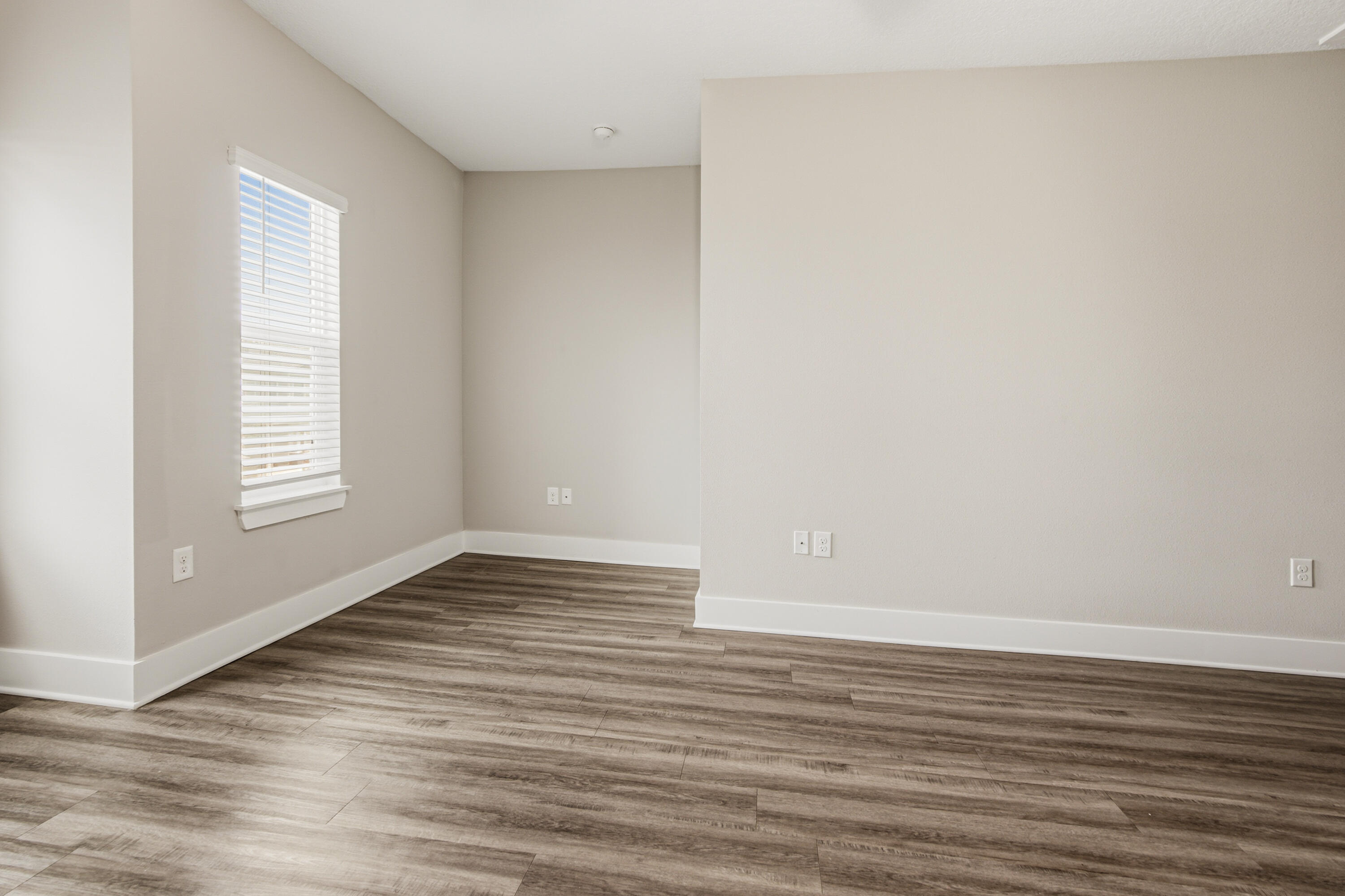 VERANDAS AT FREEPORT - Residential