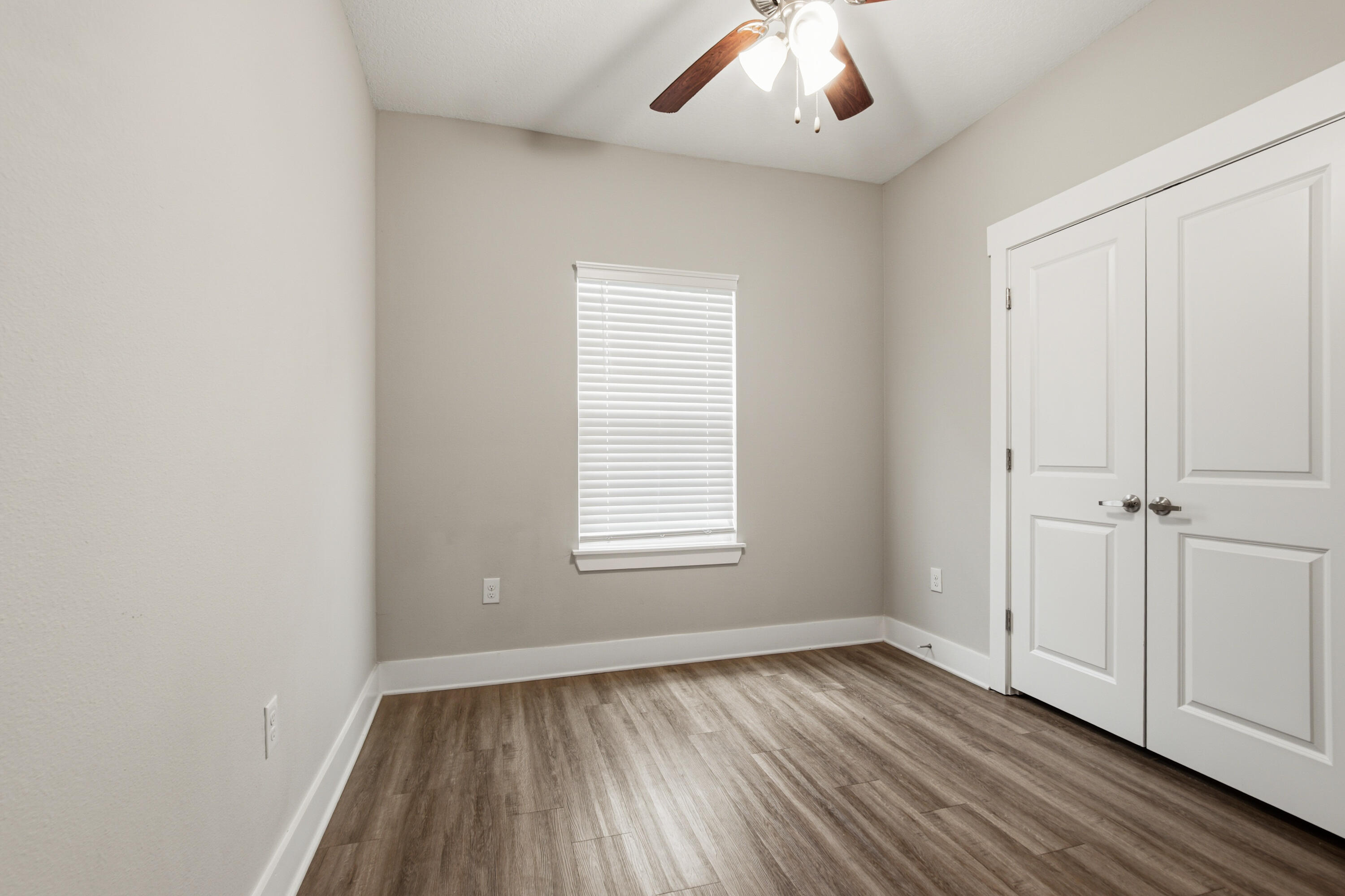 VERANDAS AT FREEPORT - Residential