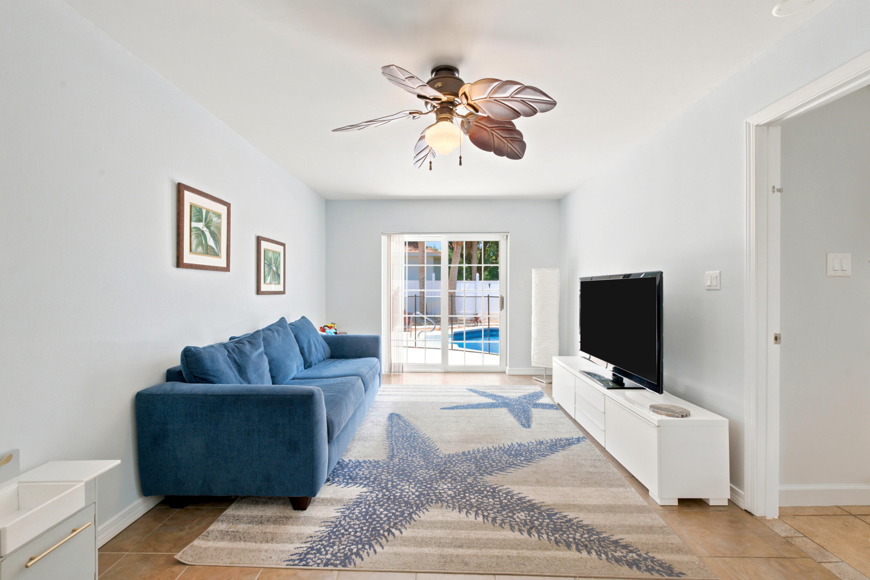 RIVIERA BEACH - Residential