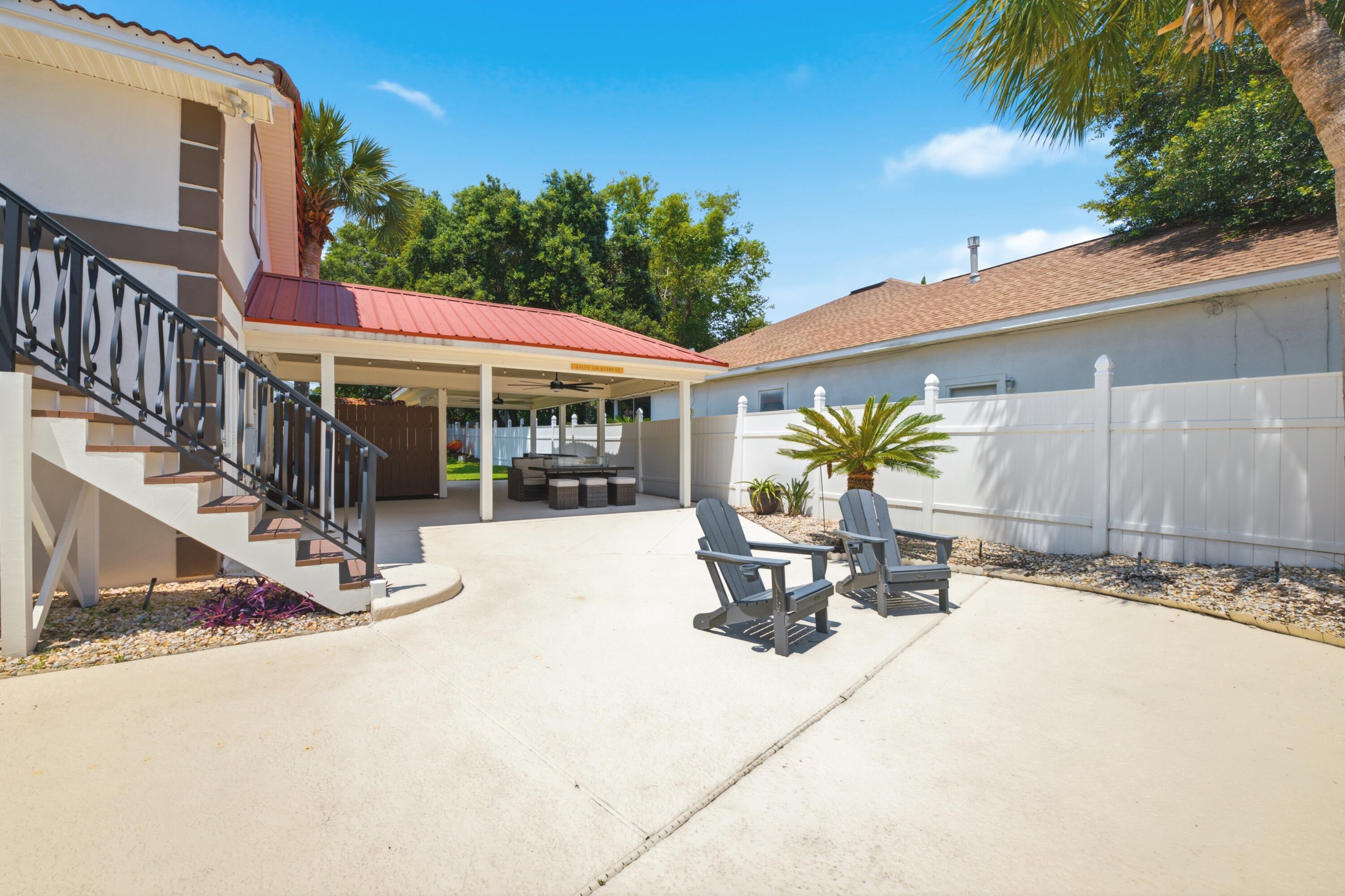 RIVIERA BEACH - Residential