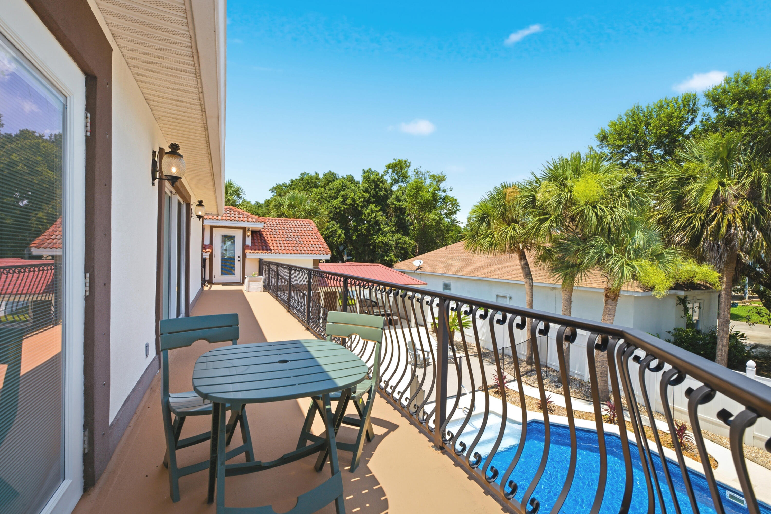 RIVIERA BEACH - Residential