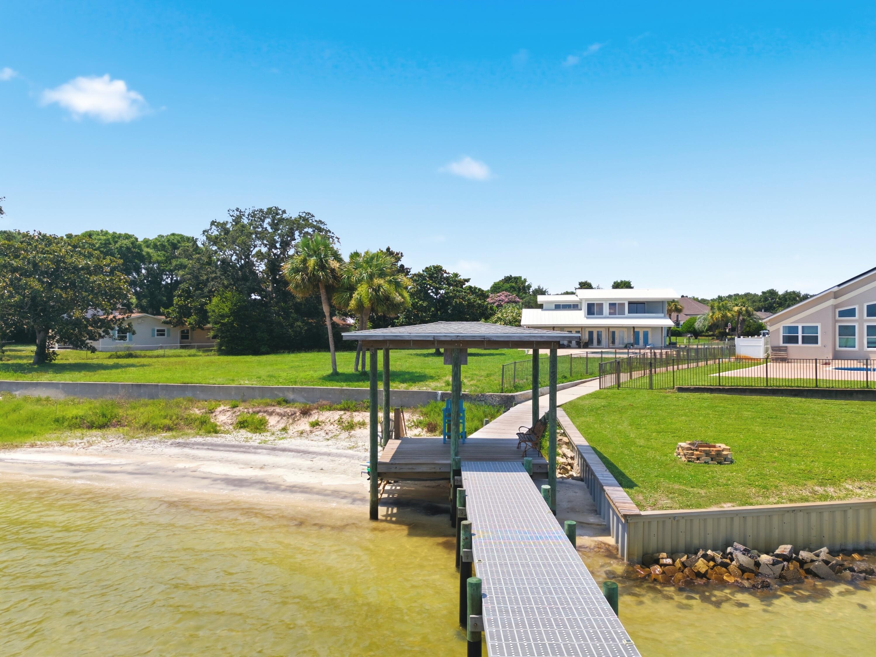 RIVIERA BEACH - Residential