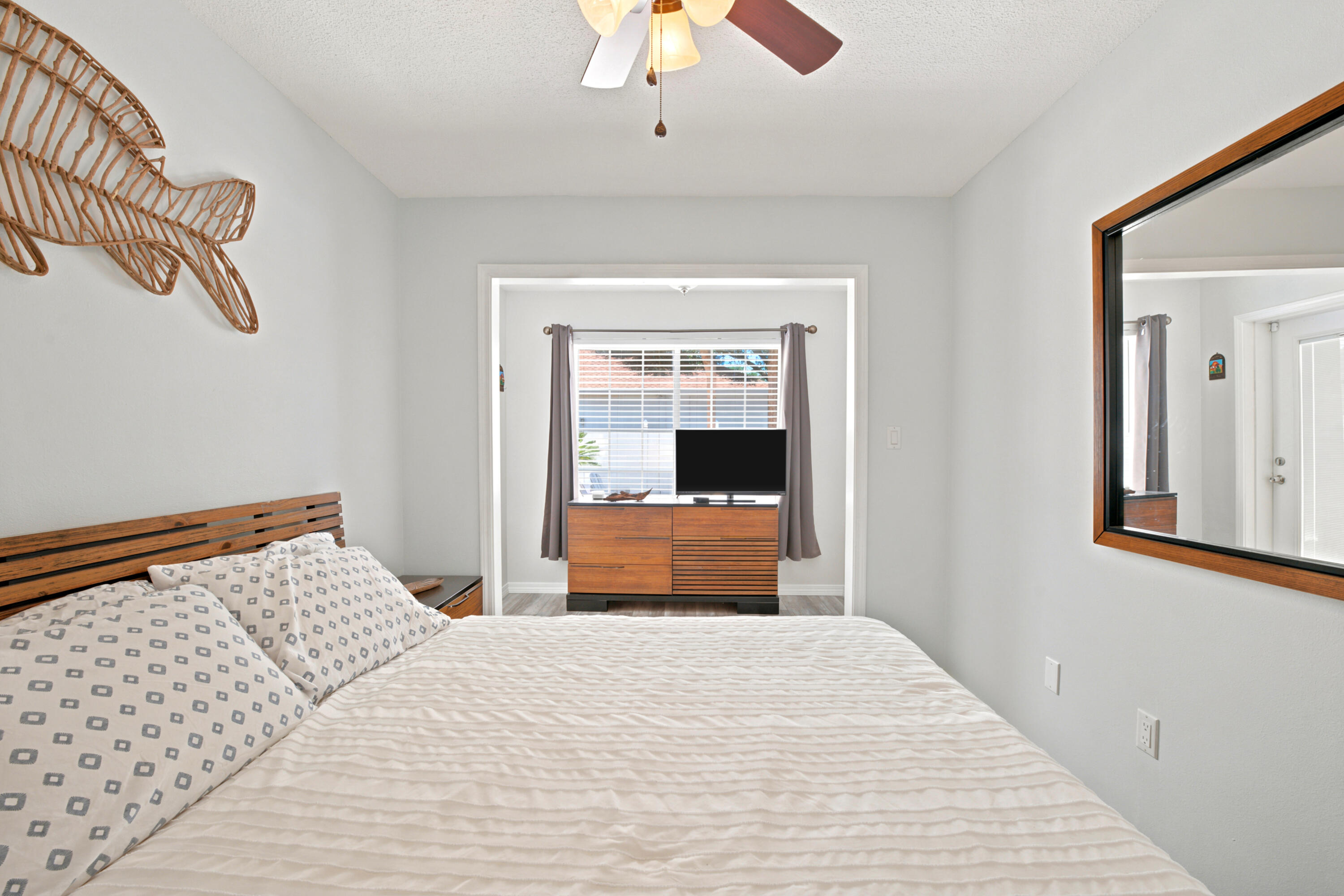 RIVIERA BEACH - Residential